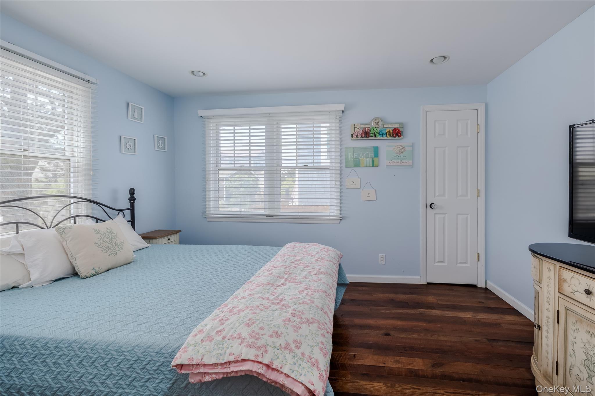 Single Family Ocean Breeze Suffolk County, NY 11770, MLS-918311-7