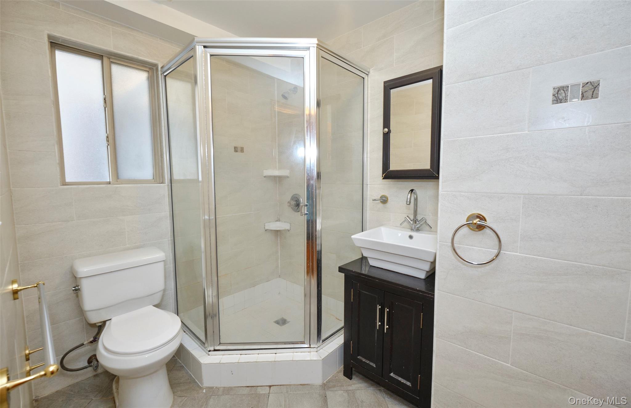 Single Family 120  Queens, NY 11415, MLS-918322-10