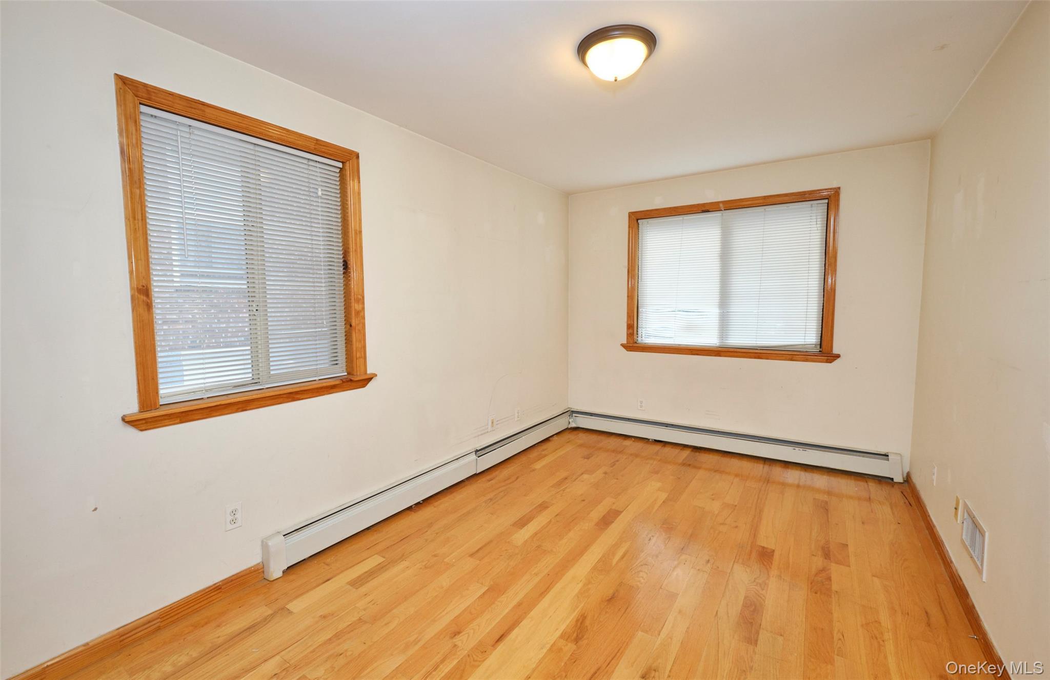 Single Family 120  Queens, NY 11415, MLS-918322-24