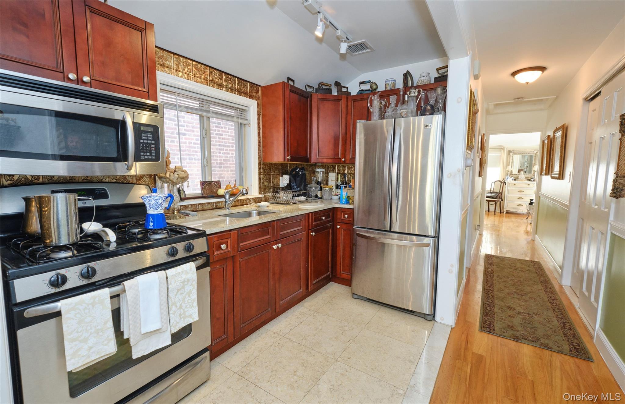 Single Family 120  Queens, NY 11415, MLS-918322-7