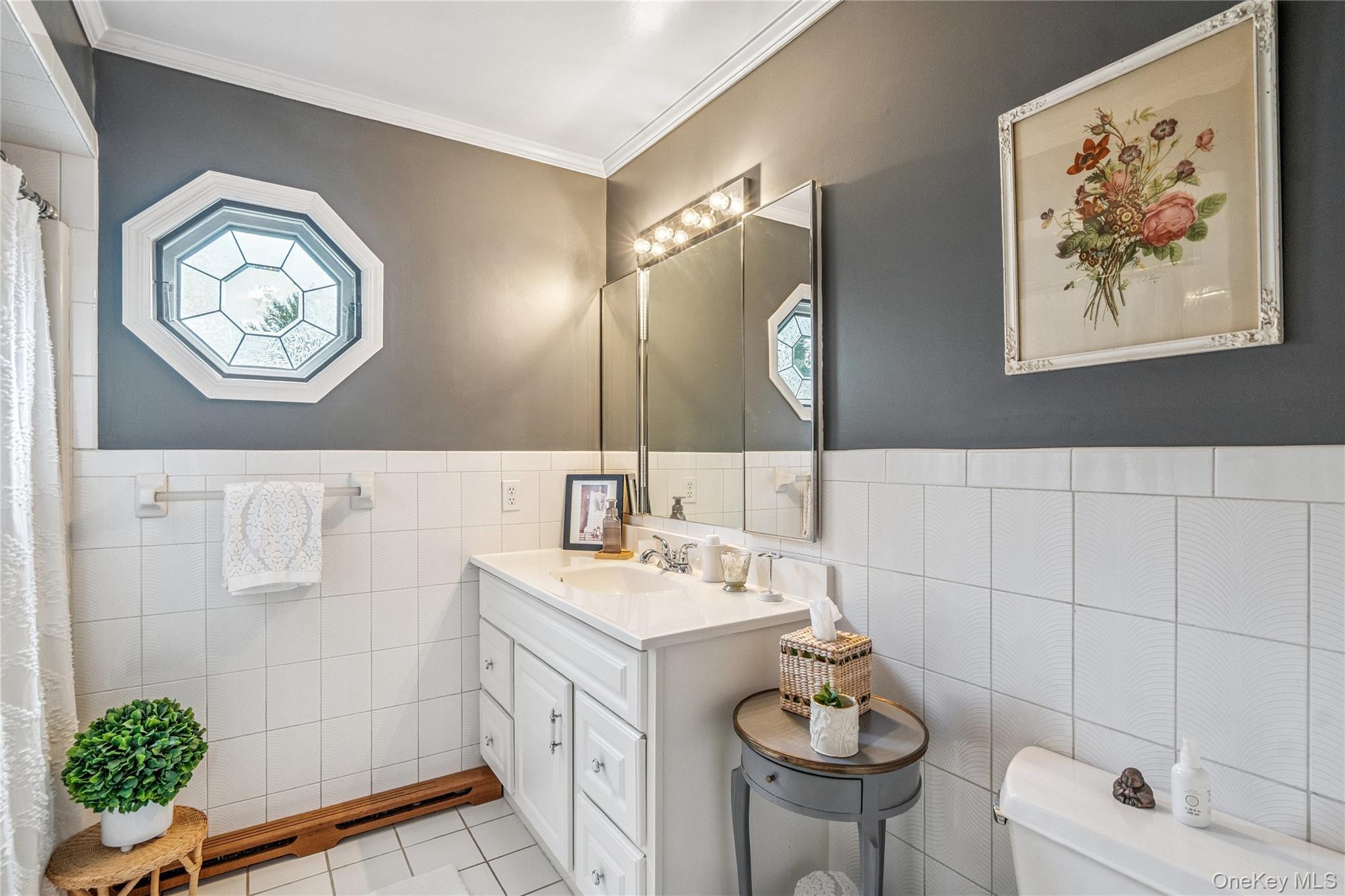 Single Family Cedar  Nassau County, NY 11560, MLS-918329-14