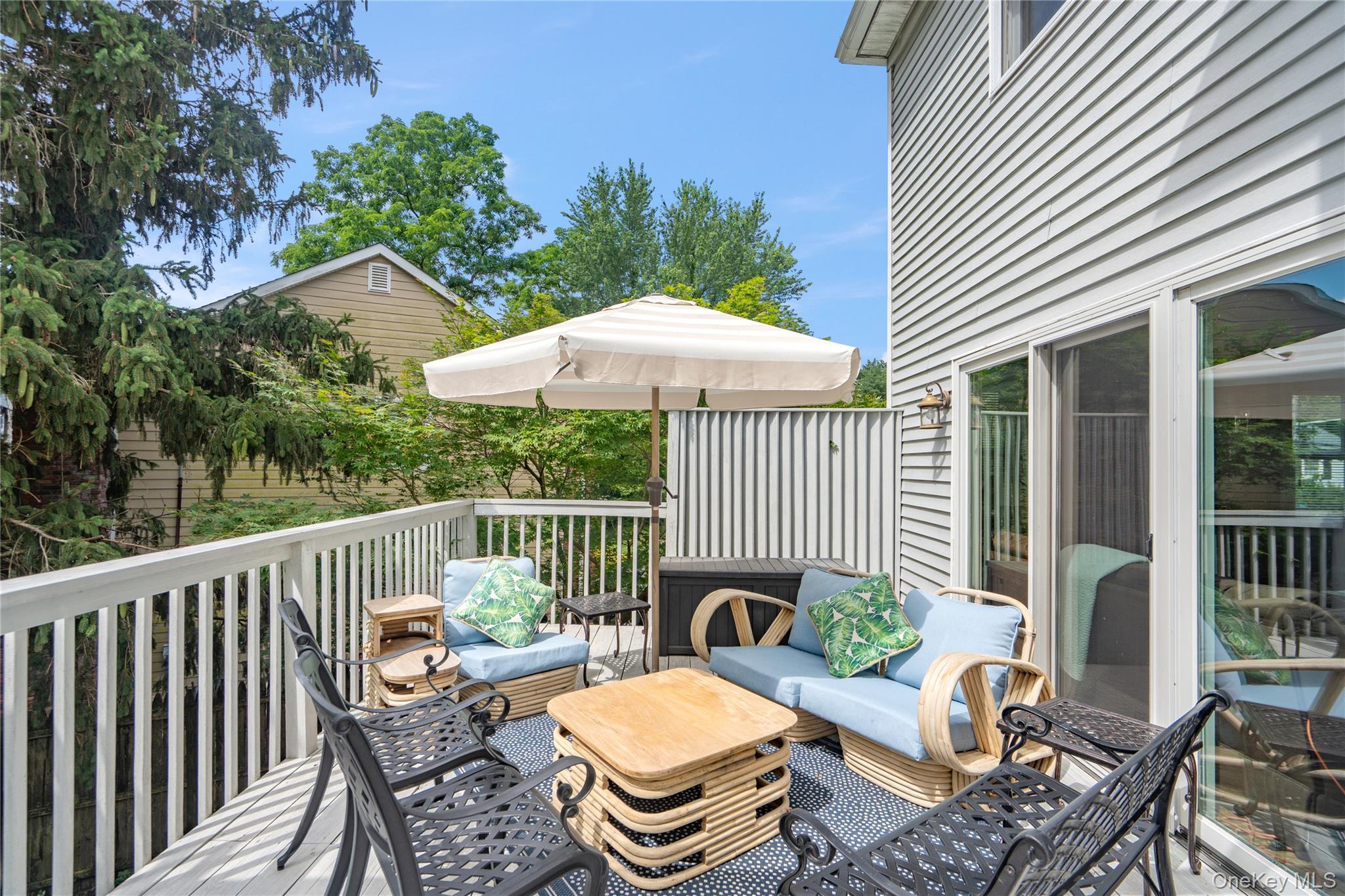 Single Family Cedar  Nassau County, NY 11560, MLS-918329-22