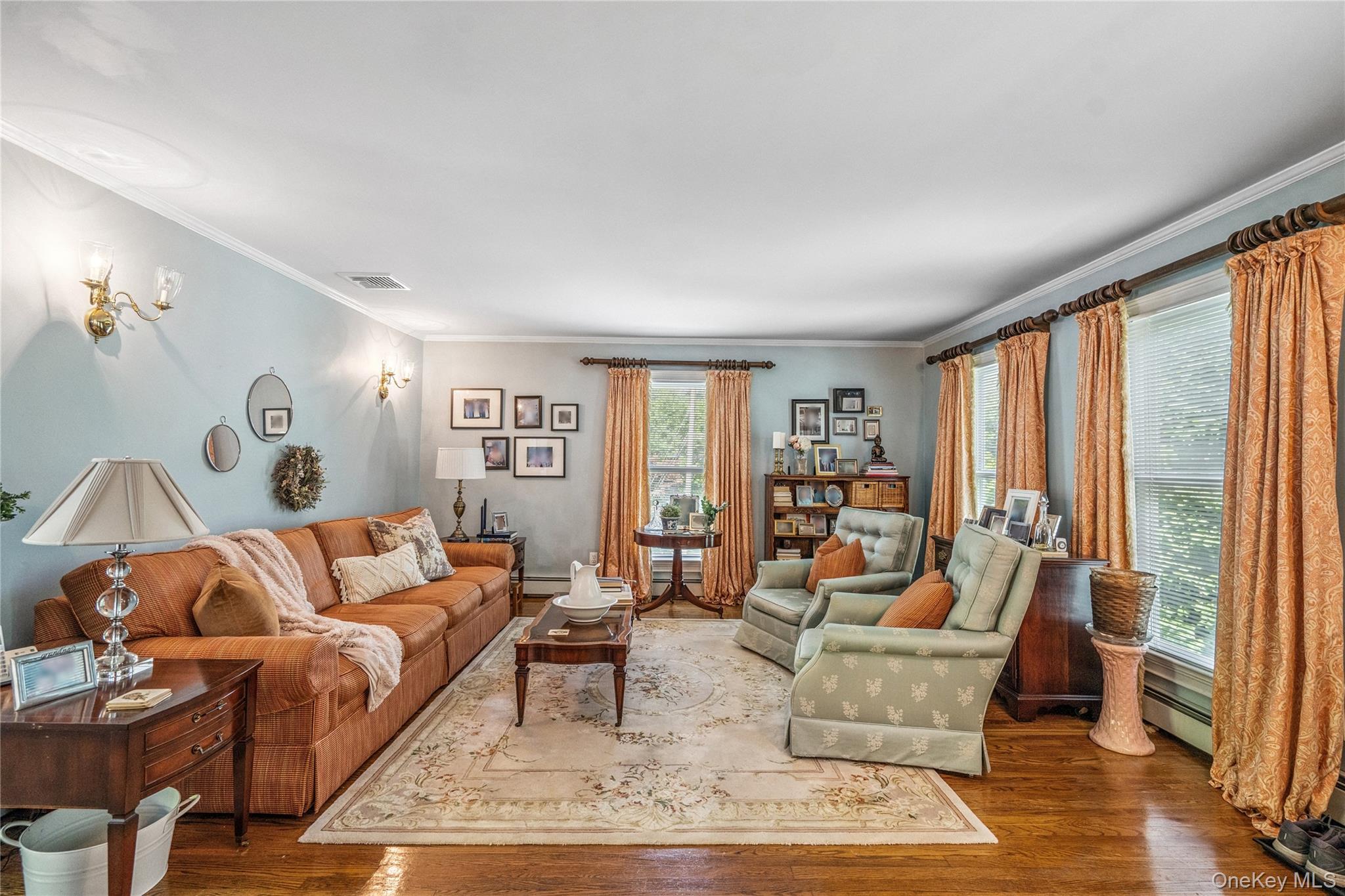 Single Family Cedar  Nassau County, NY 11560, MLS-918329-4