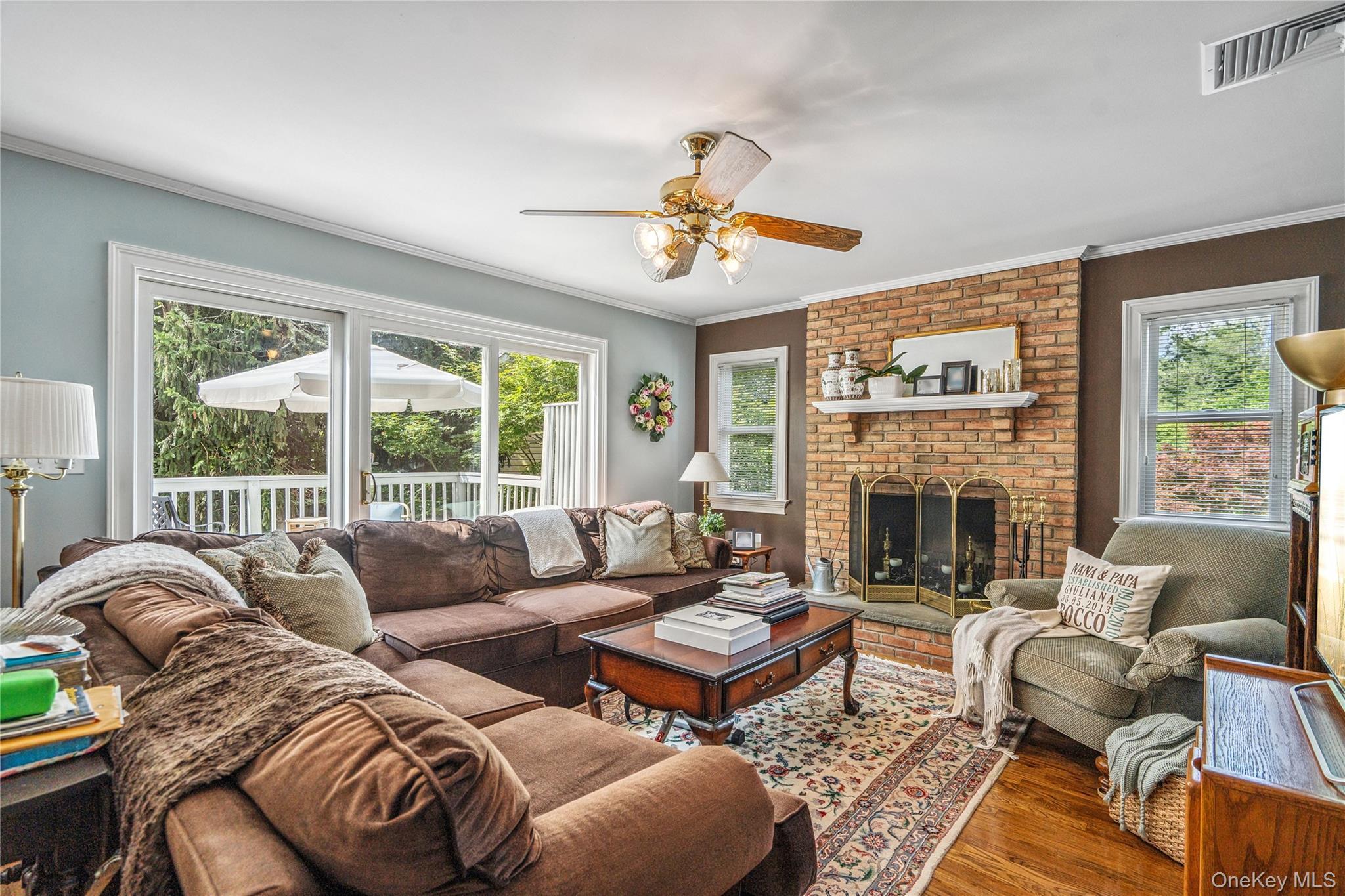 Single Family Cedar  Nassau County, NY 11560, MLS-918329-6