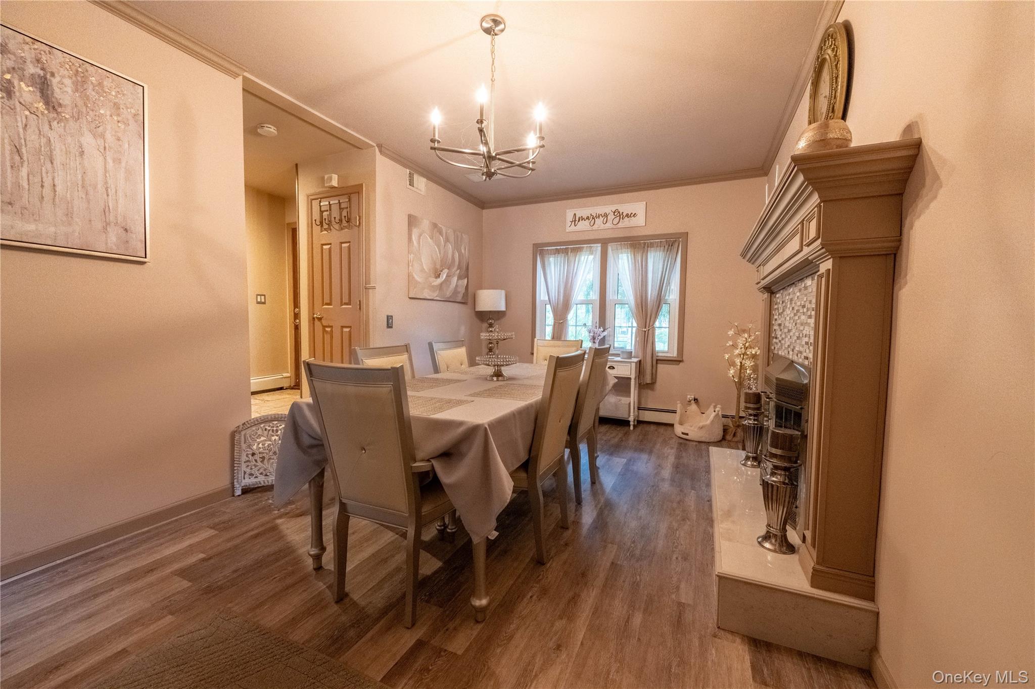 Single Family Locust Suffolk County, NY 11763, MLS-918341-23