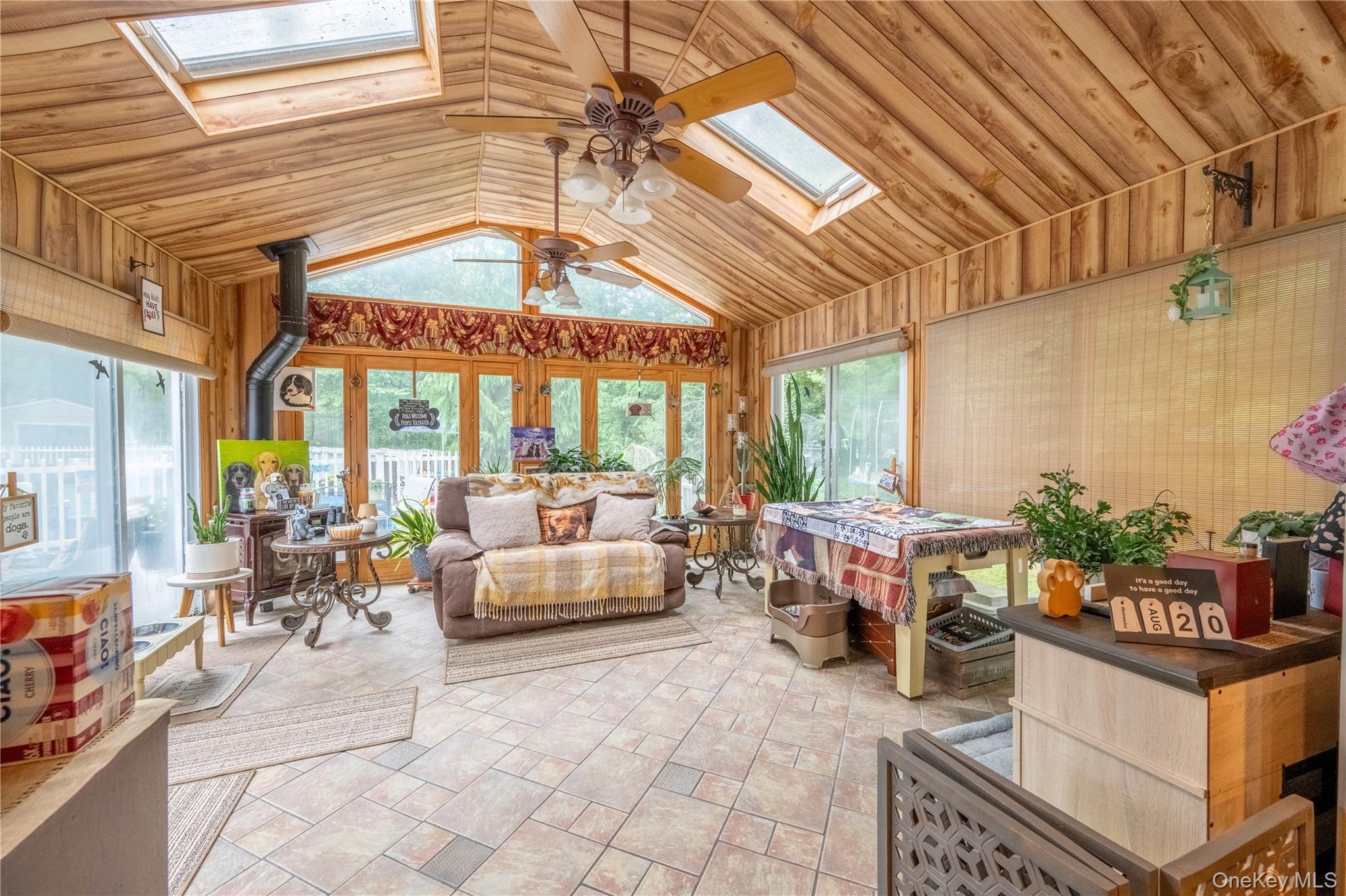 Single Family Locust Suffolk County, NY 11763, MLS-918341-29