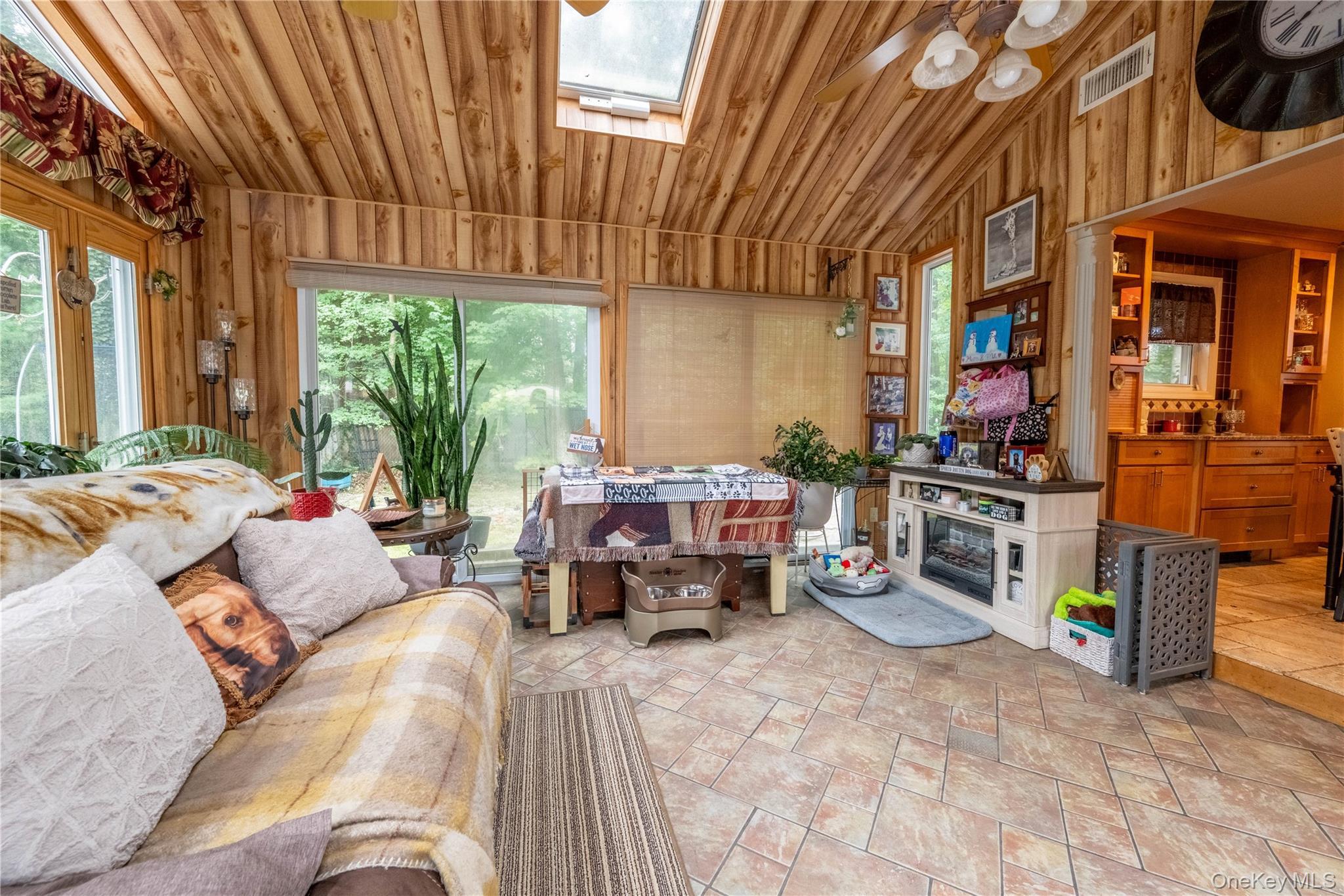 Single Family Locust Suffolk County, NY 11763, MLS-918341-32