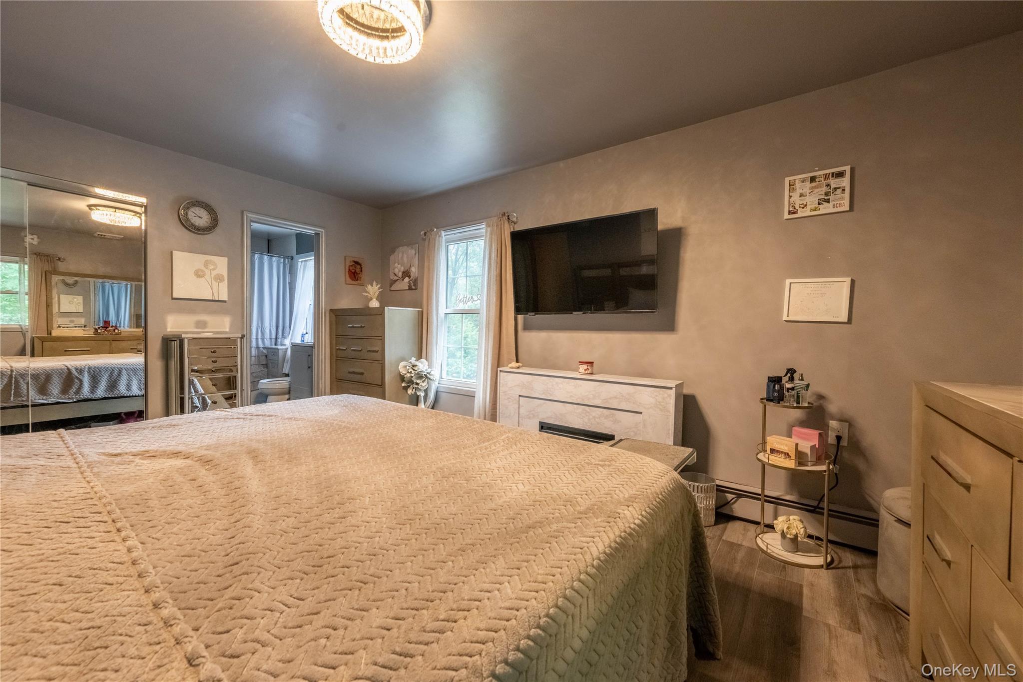 Single Family Locust Suffolk County, NY 11763, MLS-918341-33