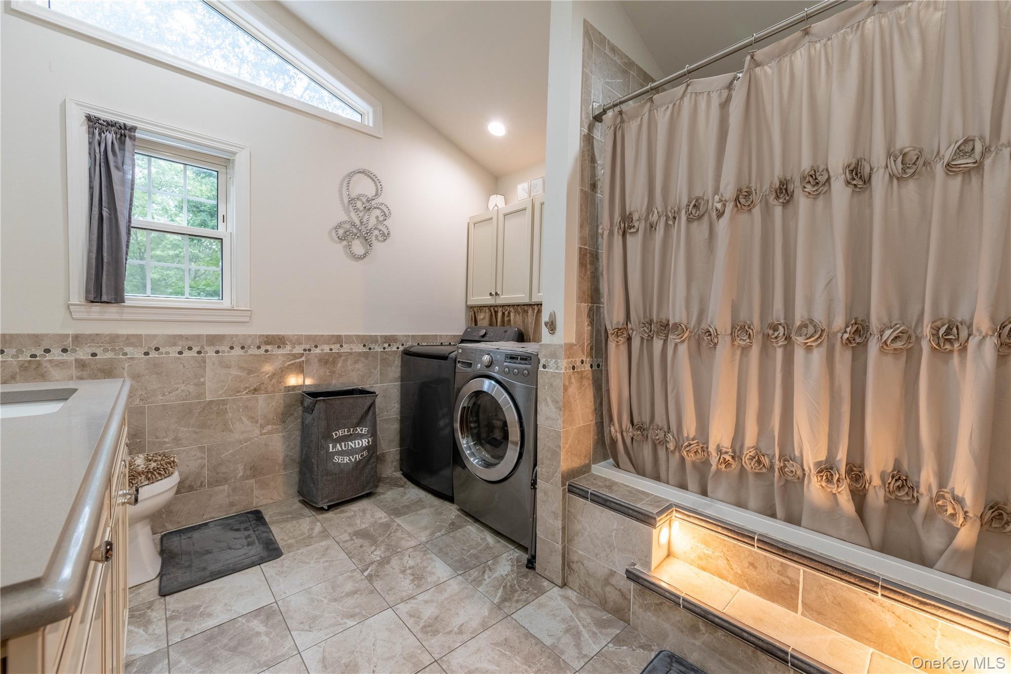 Single Family Locust Suffolk County, NY 11763, MLS-918341-35