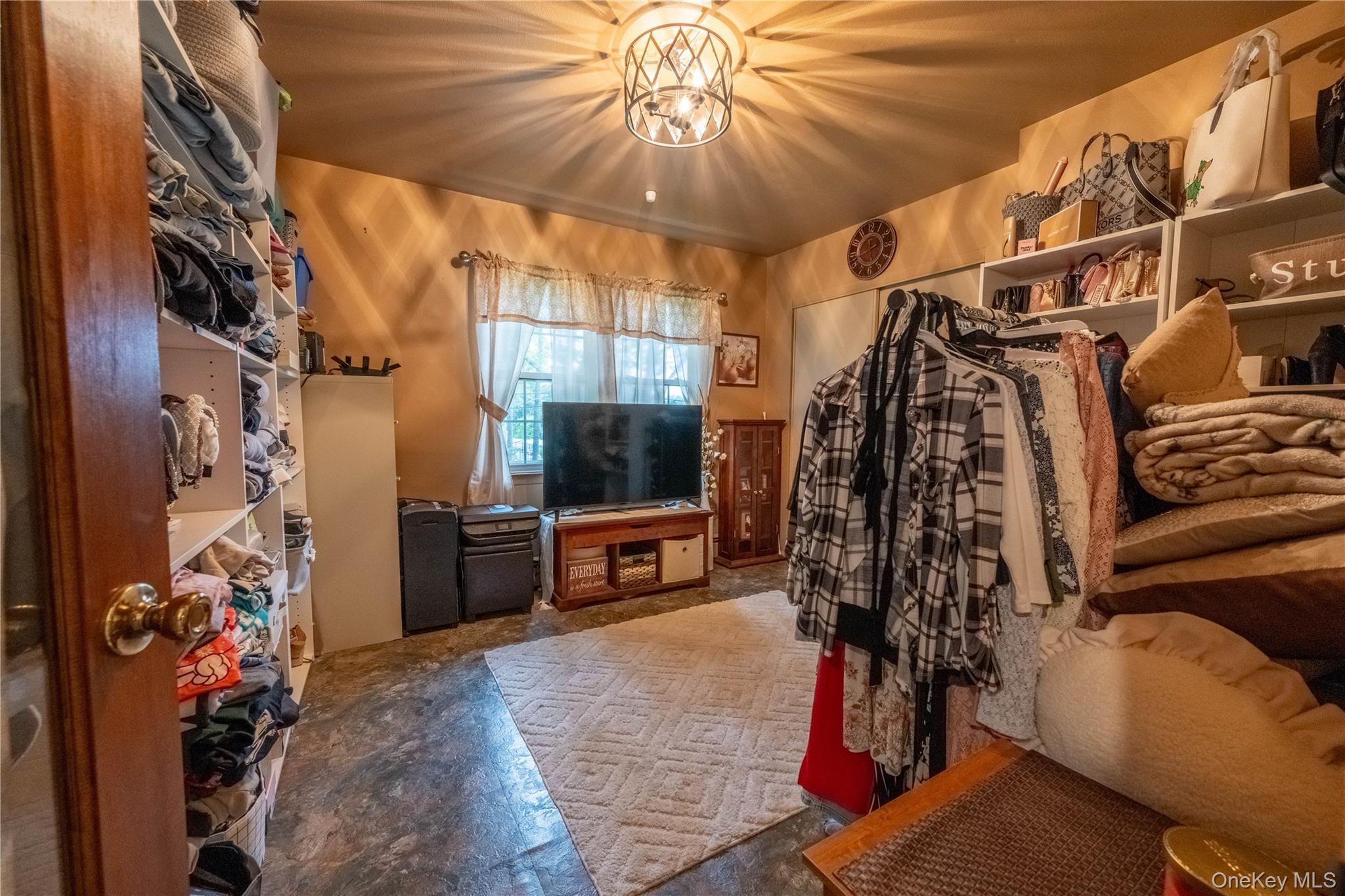 Single Family Locust Suffolk County, NY 11763, MLS-918341-38