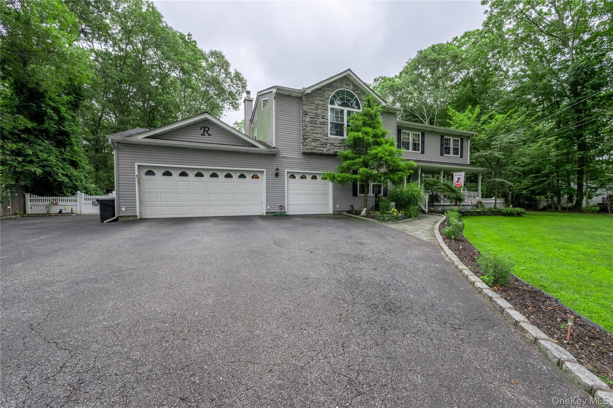 Single Family Locust Suffolk County, NY 11763, MLS-918341-5