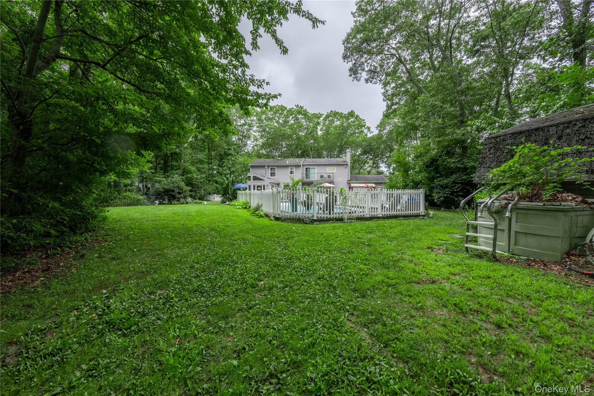 Single Family Locust Suffolk County, NY 11763, MLS-918341-8