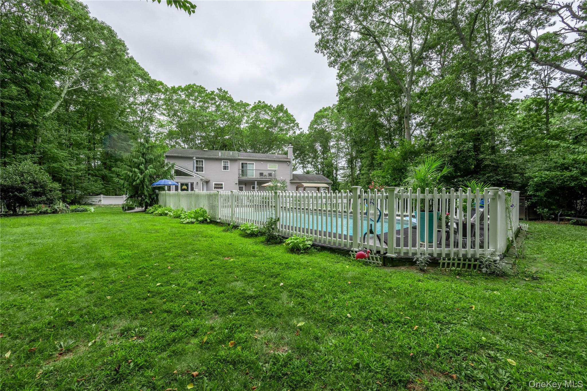 Single Family Locust Suffolk County, NY 11763, MLS-918341-9