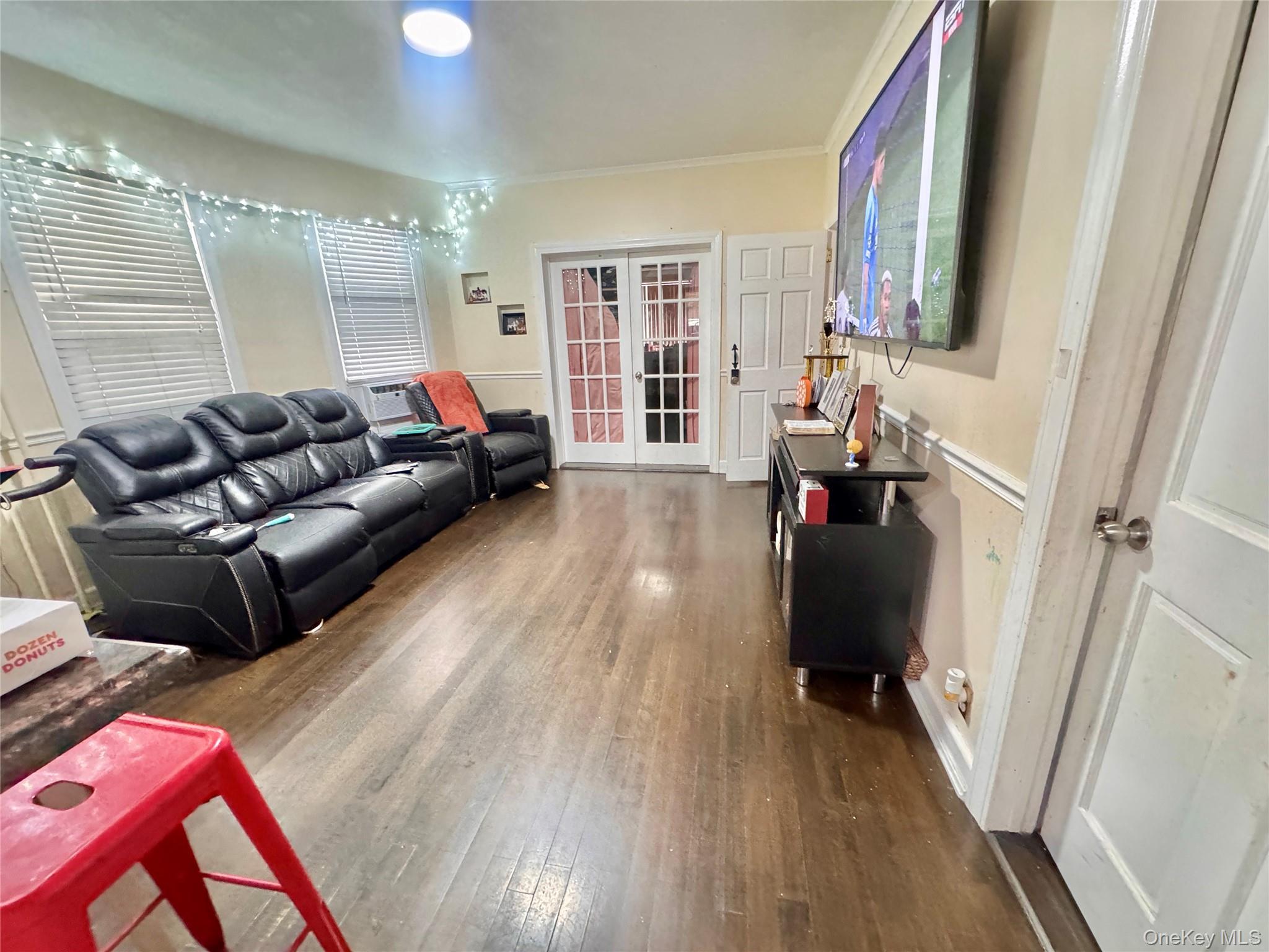 Single Family 91 St  Queens, NY 11421, MLS-918388-7