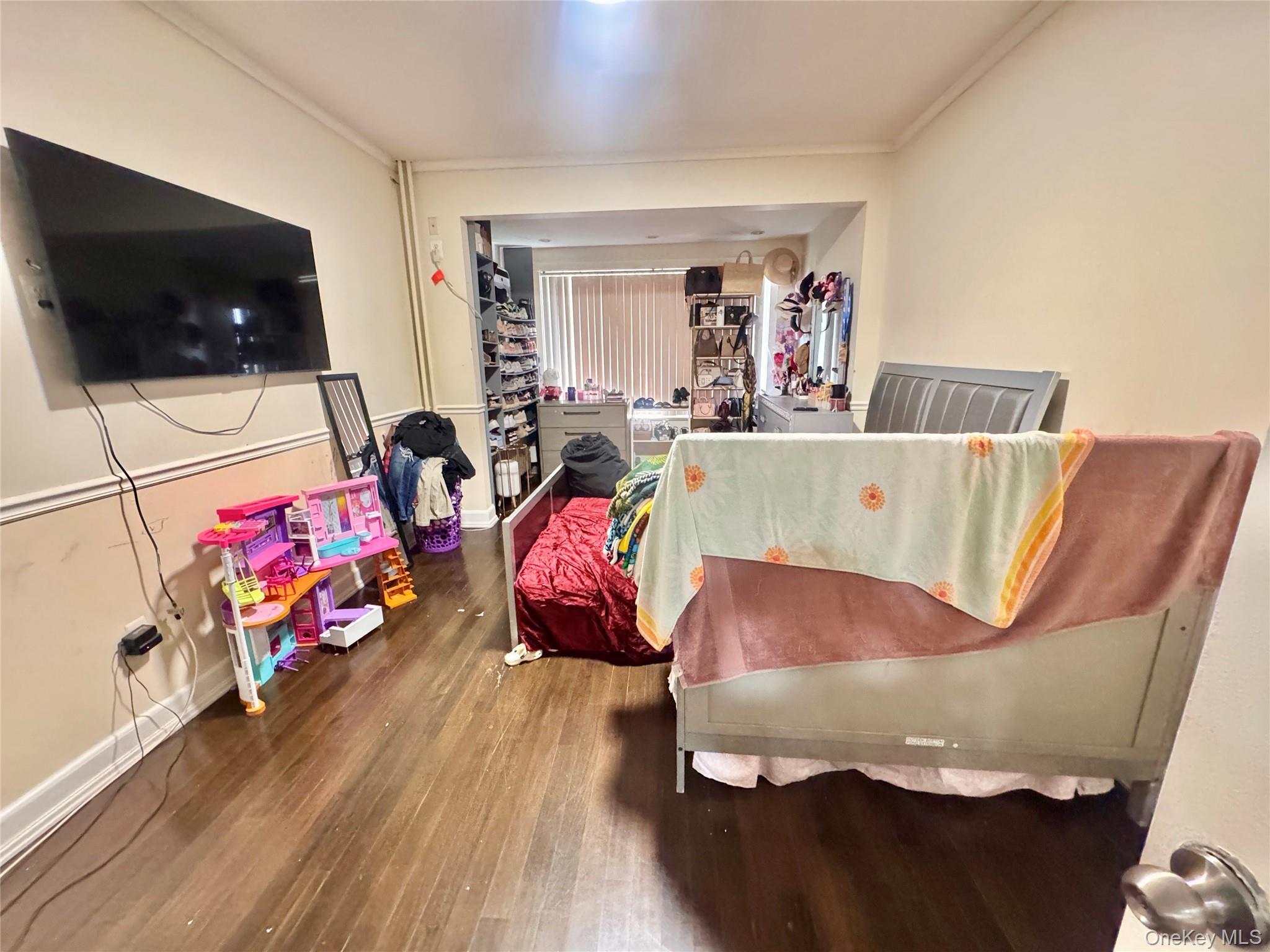 Single Family 91 St  Queens, NY 11421, MLS-918388-8