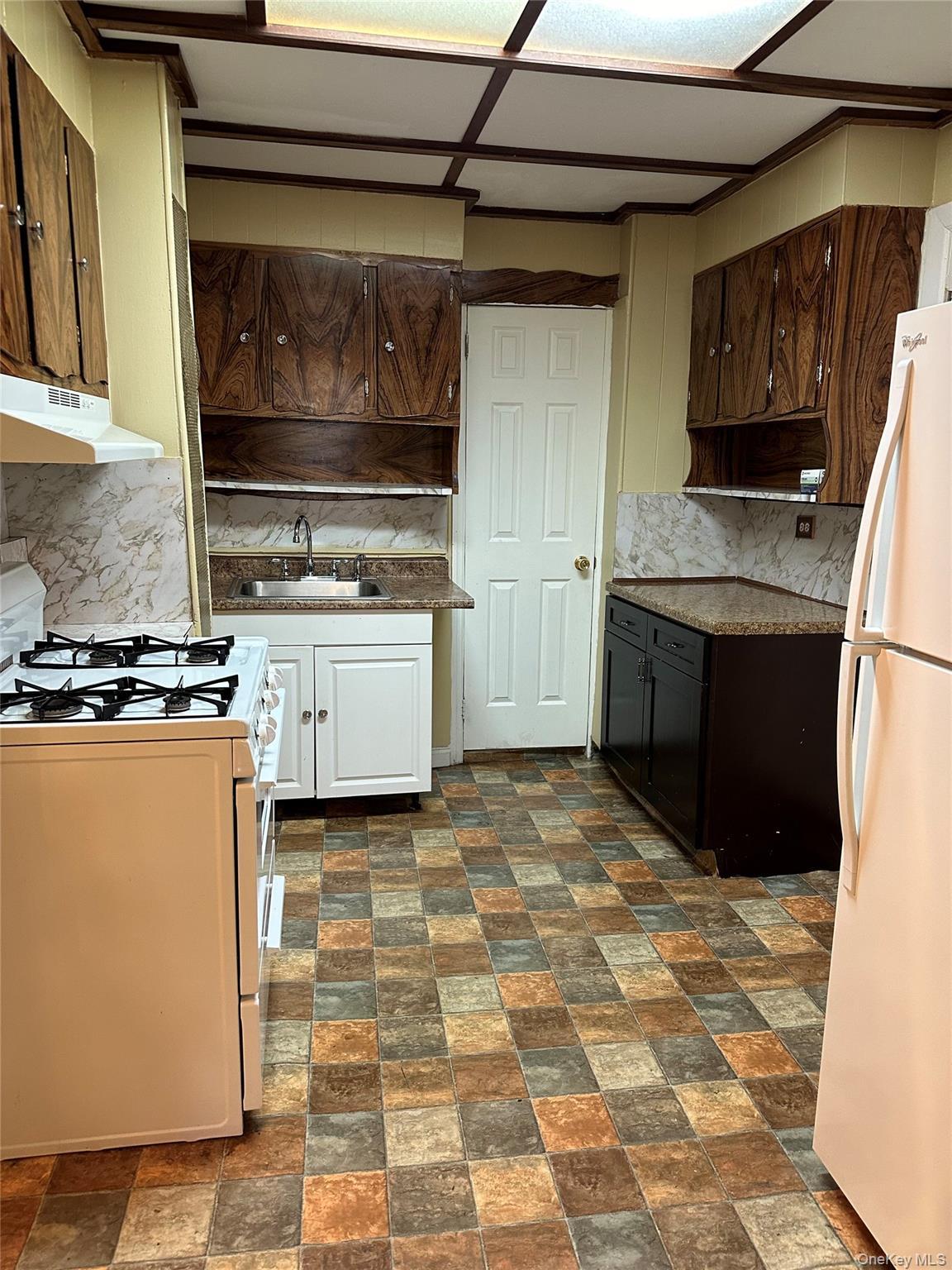 Apartment New Jersey  Brooklyn, NY 11207, MLS-918427-7