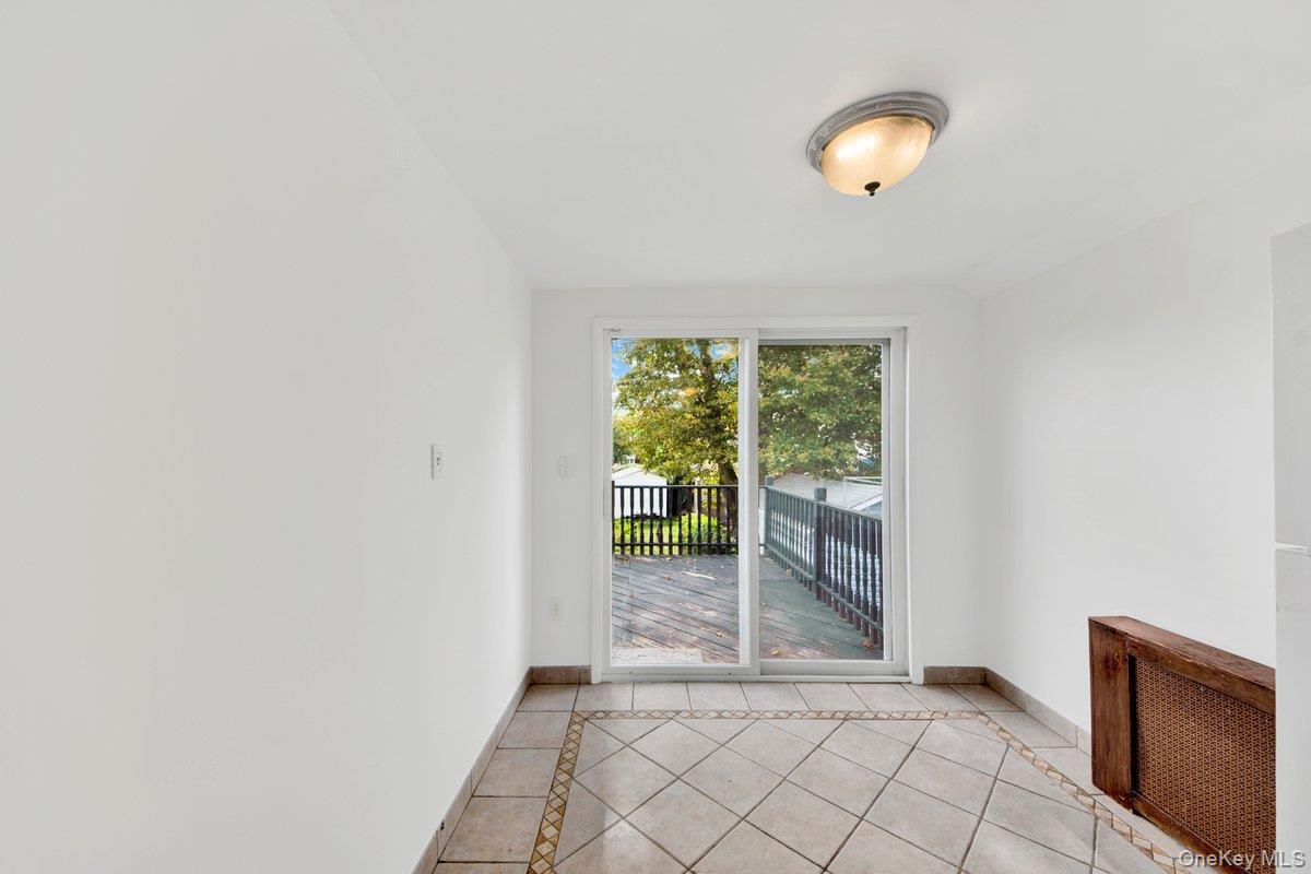 Single Family Mullan  Bronx, NY 10465, MLS-918450-10