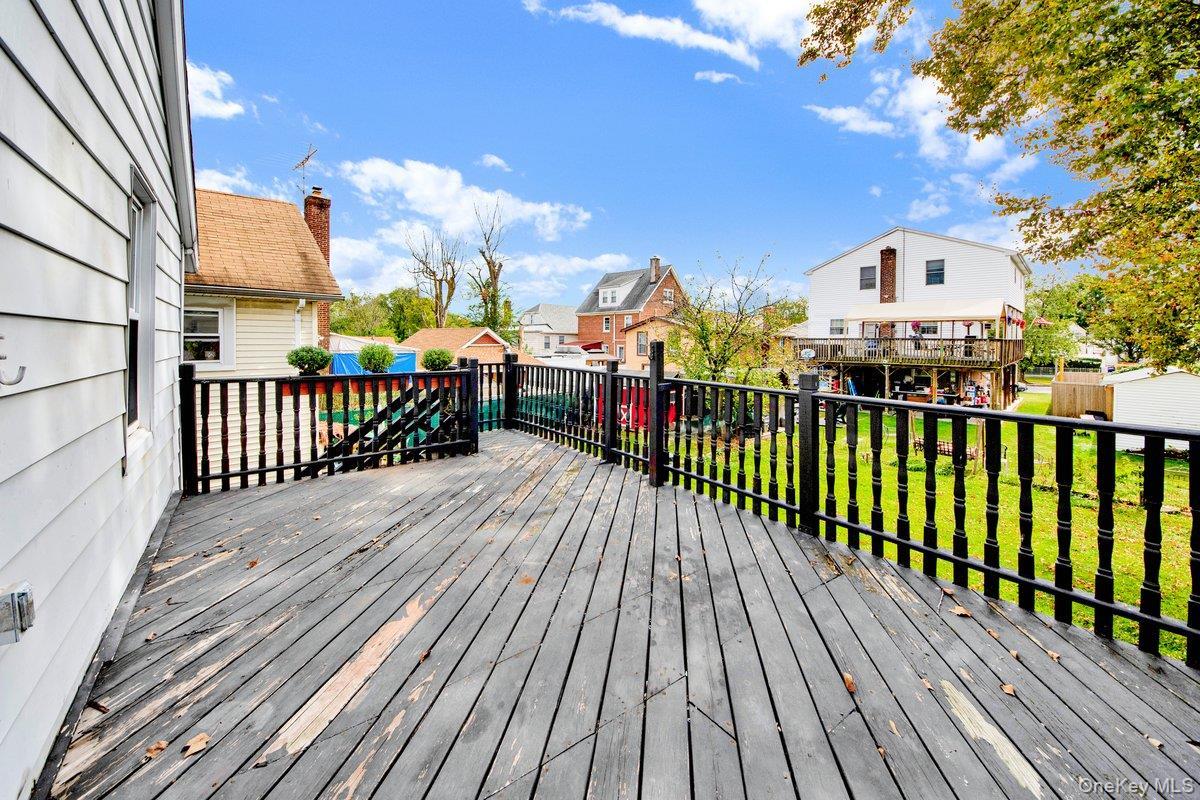 Single Family Mullan  Bronx, NY 10465, MLS-918450-11