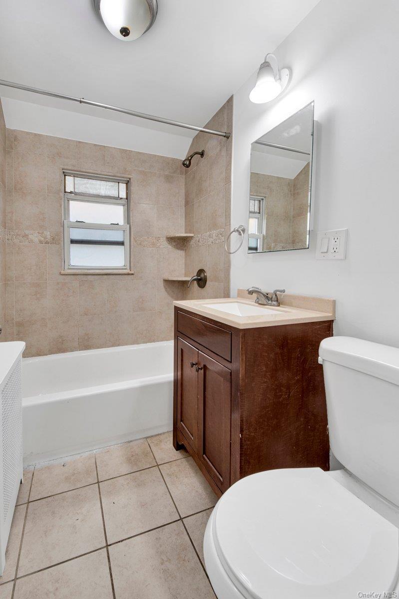 Single Family Mullan  Bronx, NY 10465, MLS-918450-13