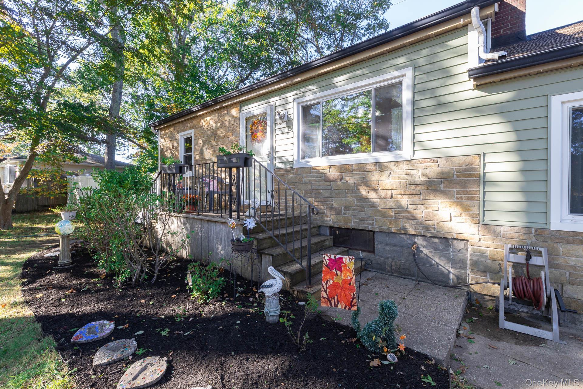 Single Family Prince Suffolk County, NY 11778, MLS-918460-2