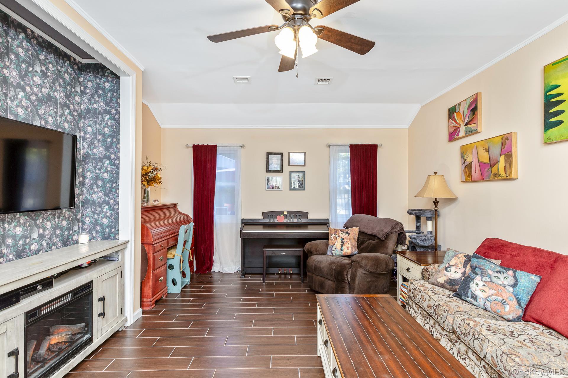 Single Family Prince Suffolk County, NY 11778, MLS-918460-6