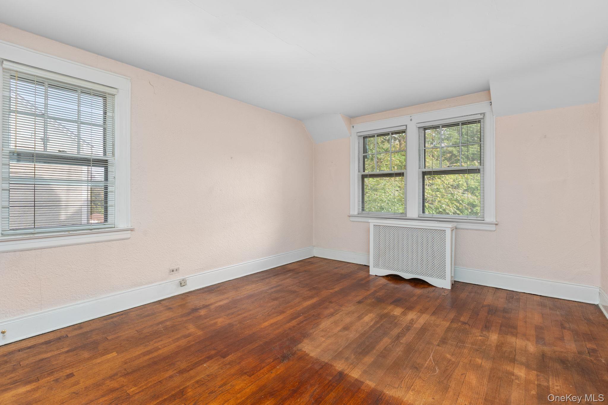 Single Family Hayward  Westchester County, NY 10552, MLS-918475-18