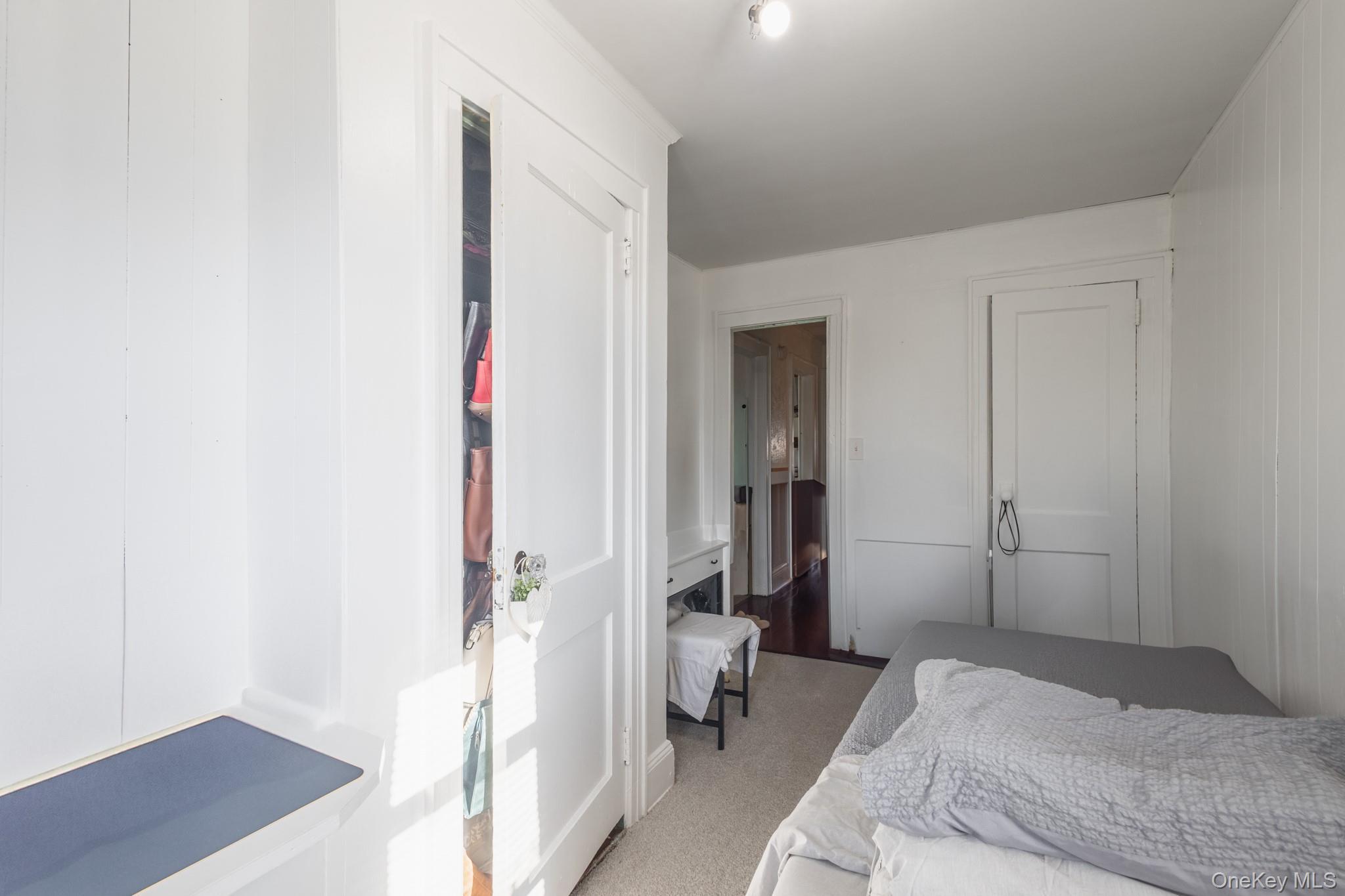 Single Family 232  Queens, NY 11413, MLS-918487-23