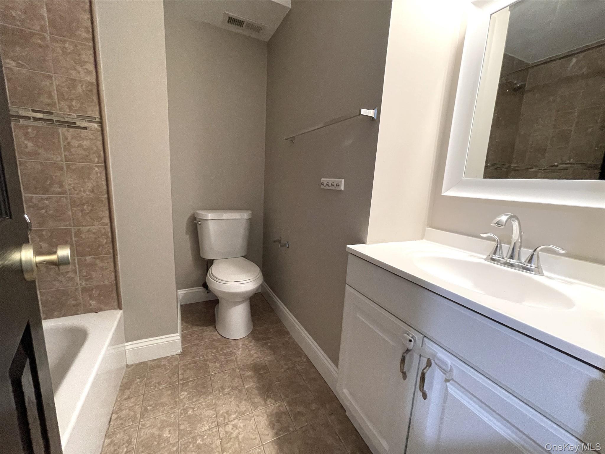 Single Family Old Mt. Kisco  Westchester County, NY 10504, MLS-918528-15