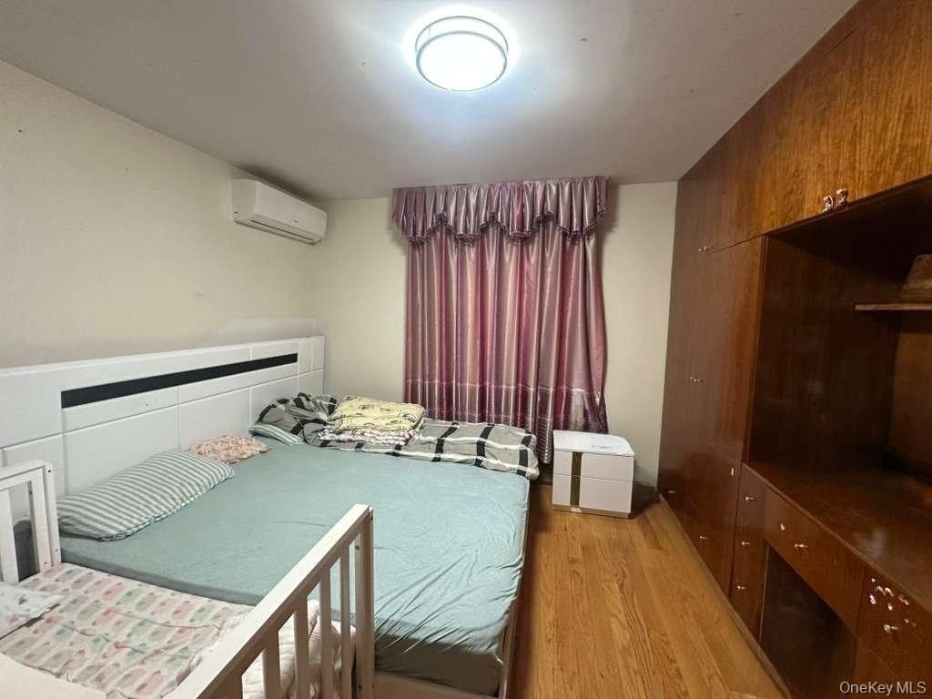 Single Family 127th  Queens, NY 11356, MLS-918529-12