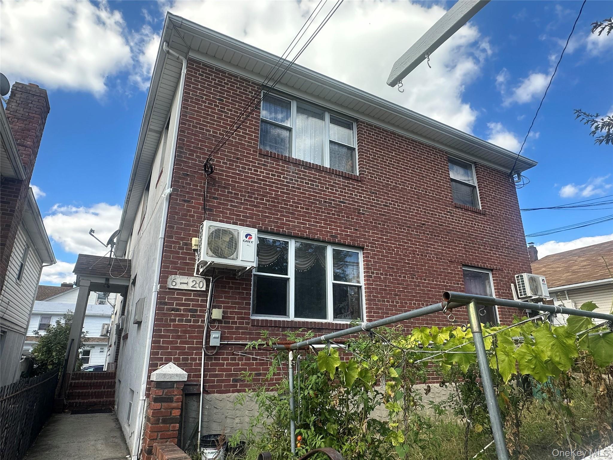 Single Family 127th  Queens, NY 11356, MLS-918529-3