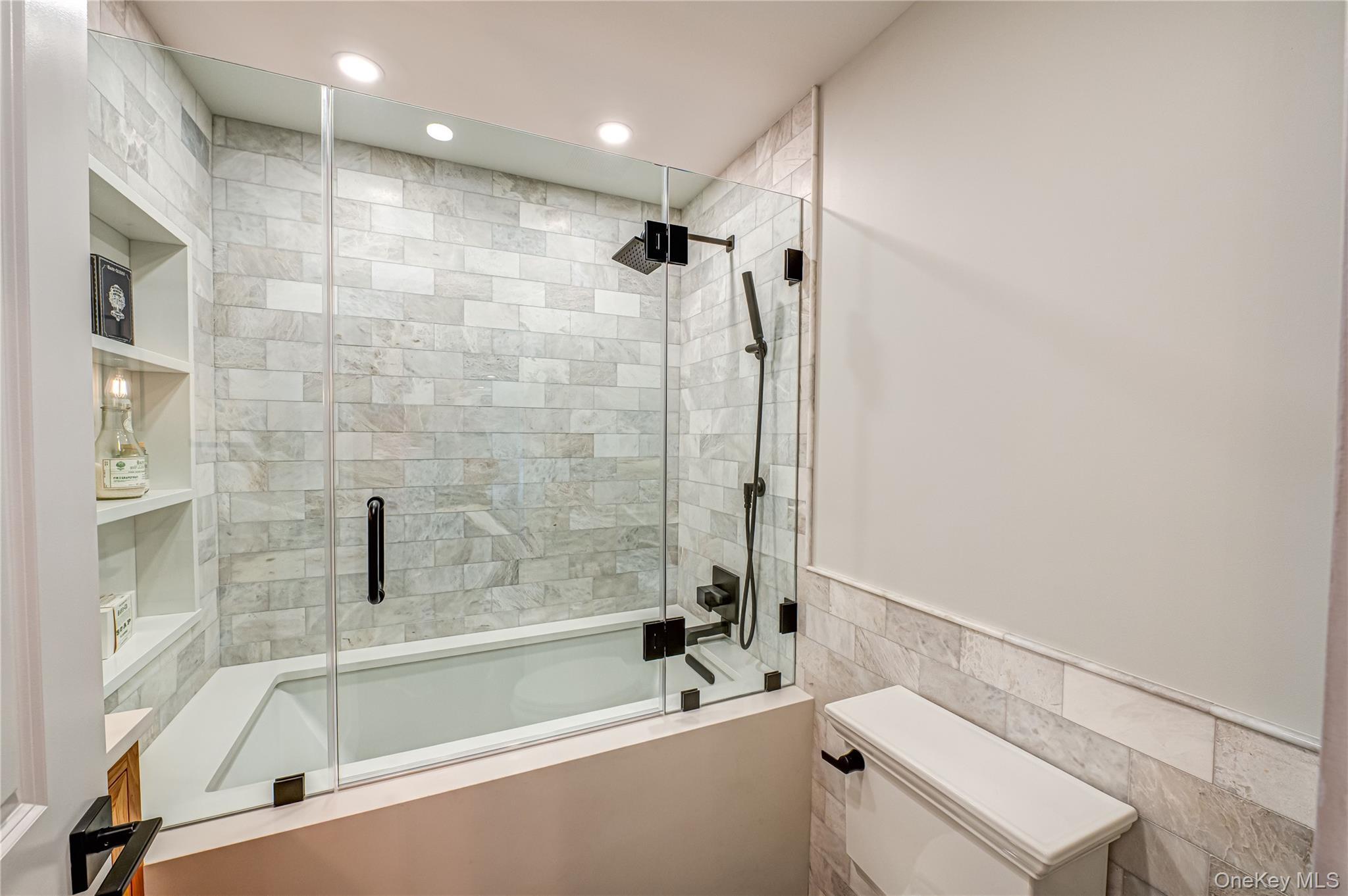 Single Family Dolphin Suffolk County, NY 11795, MLS-918546-22