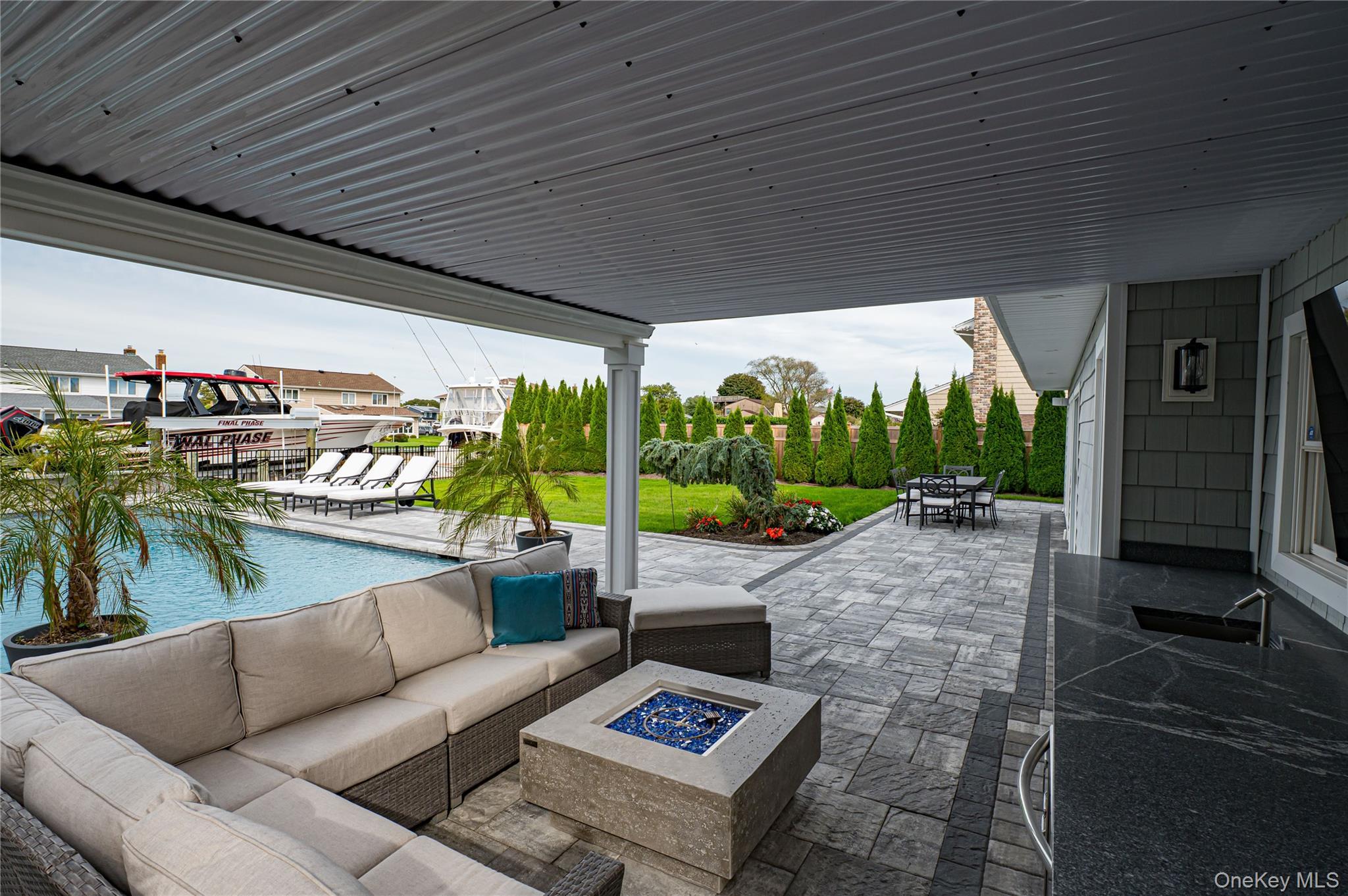 Single Family Dolphin Suffolk County, NY 11795, MLS-918546-29