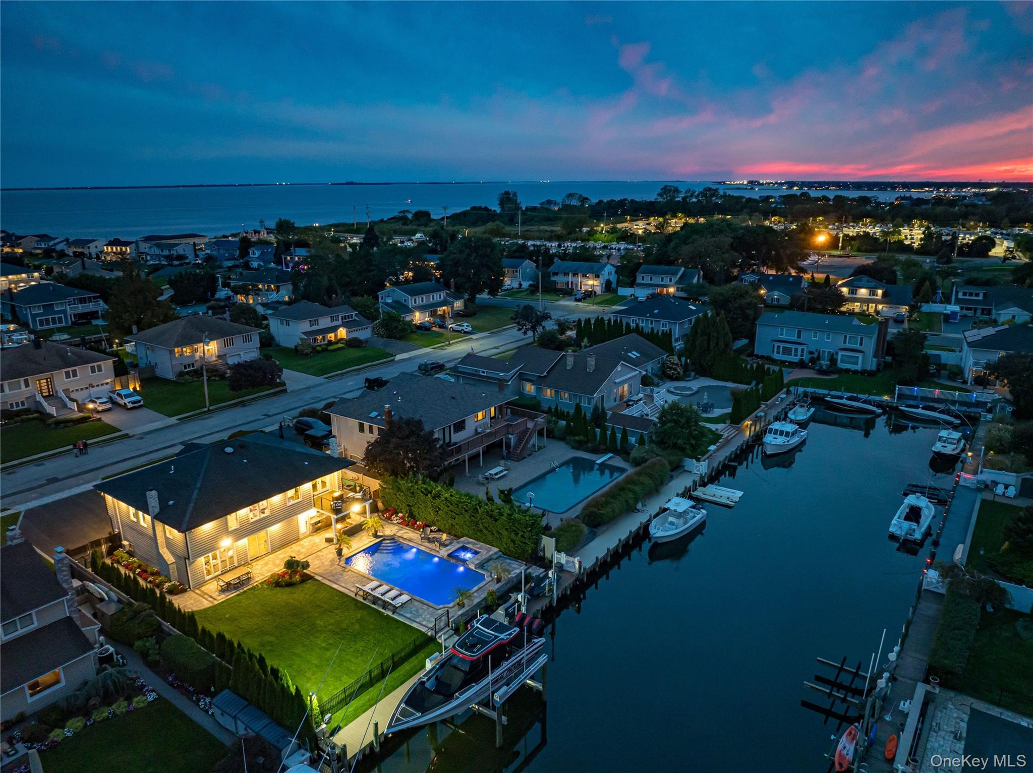 Single Family Dolphin  Suffolk County, NY 11795, MLS-918546-33