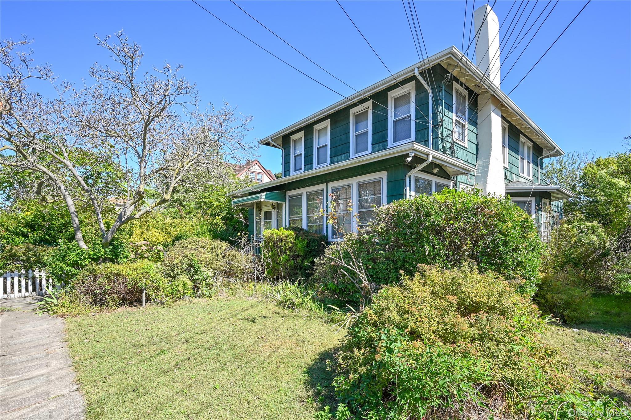 Single Family Beach 19th  Queens, NY 11691, MLS-918552-21