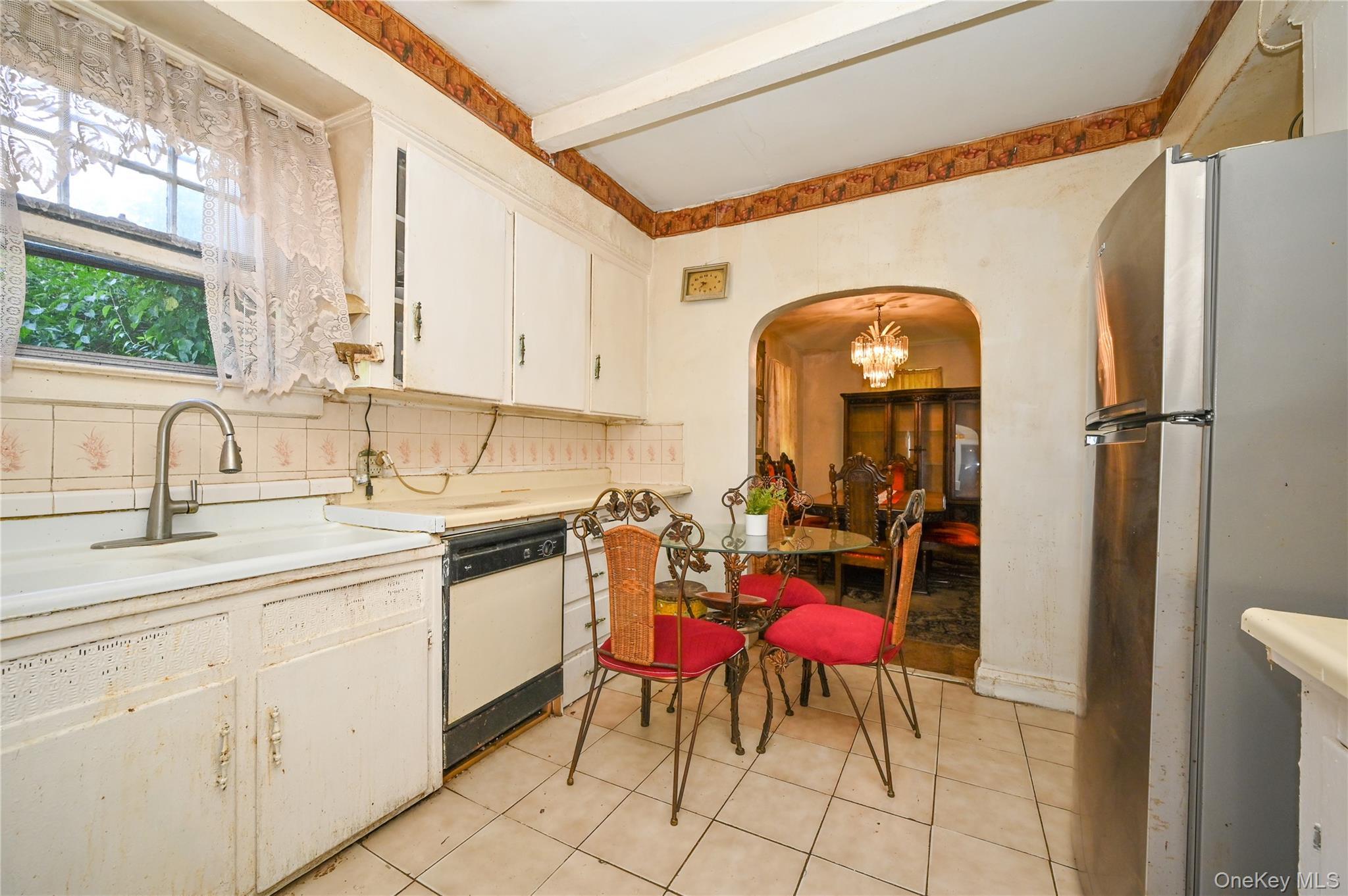 Single Family Beach 19th Queens, NY 11691, MLS-918552-9