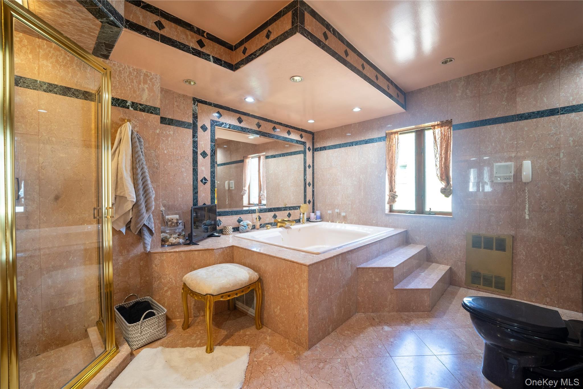 Single Family Waterbury  Bronx, NY 10465, MLS-918553-14