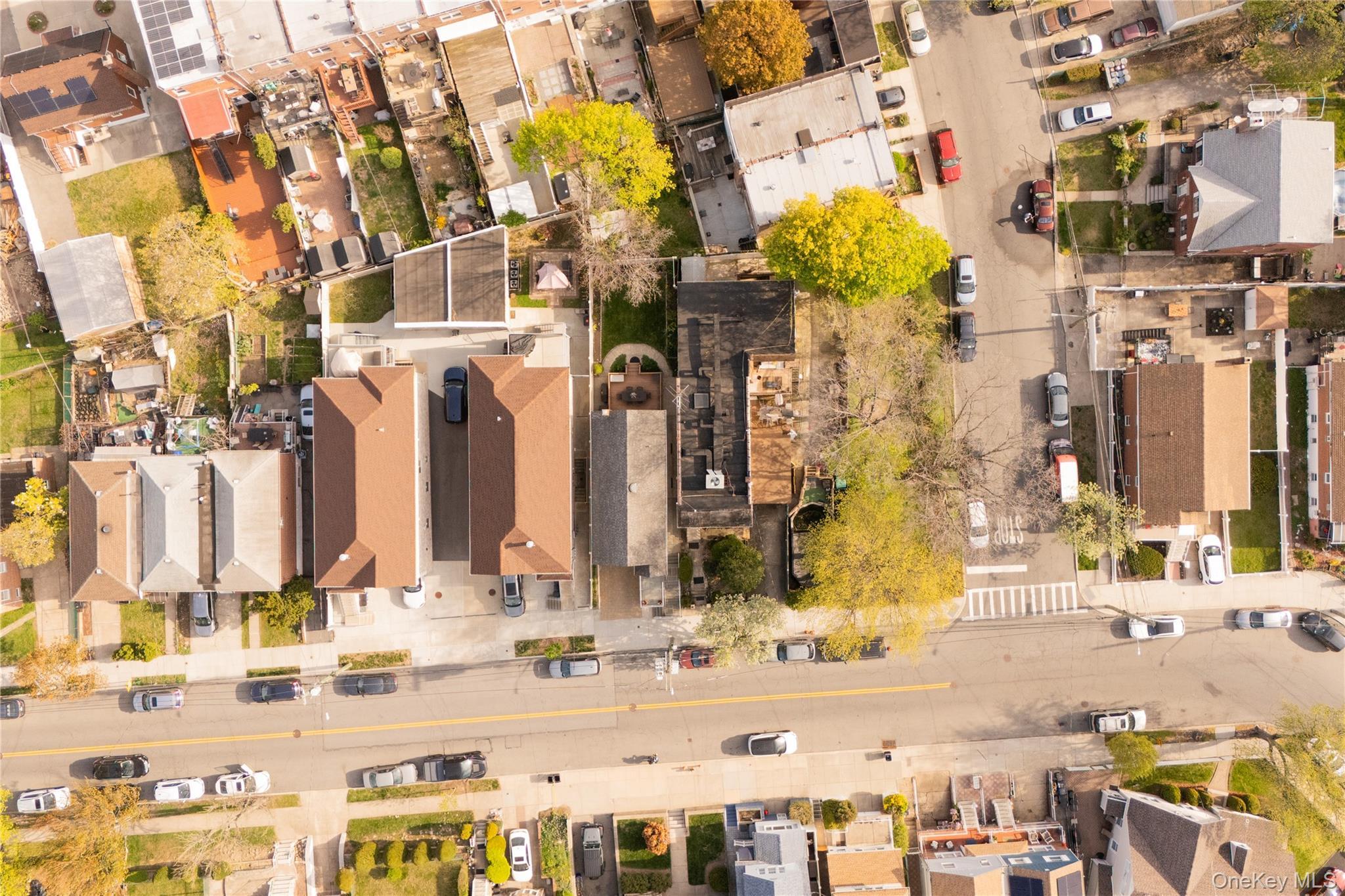 Single Family Waterbury  Bronx, NY 10465, MLS-918553-24