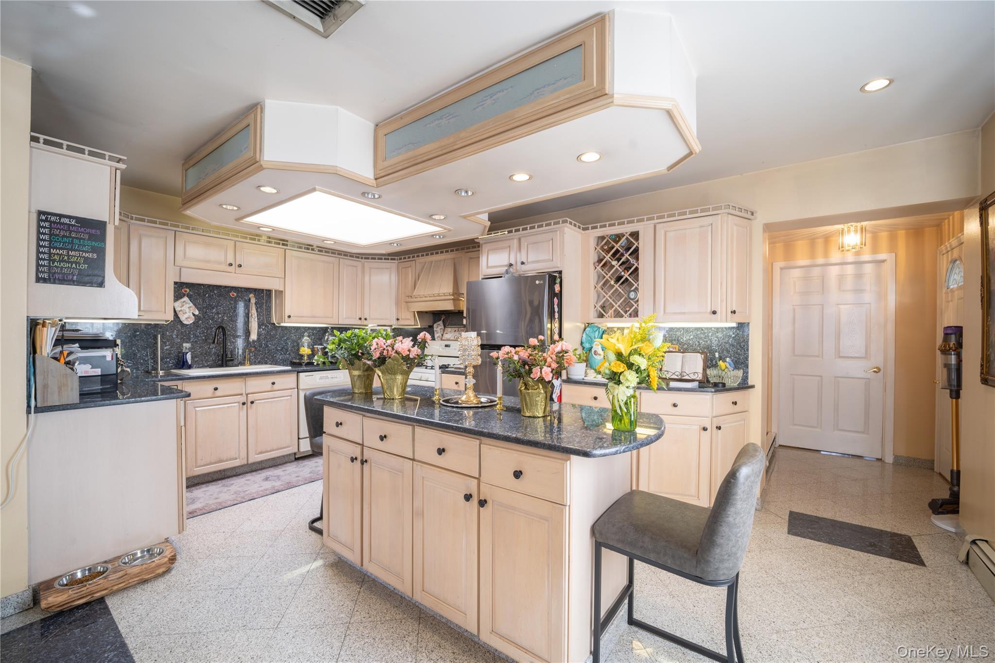 Single Family Waterbury  Bronx, NY 10465, MLS-918553-9