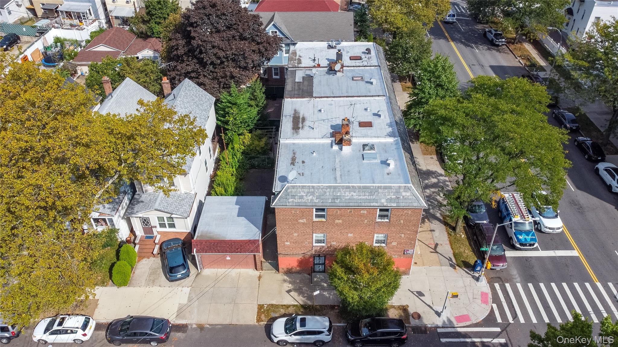 Single Family Hillside  Queens, NY 11415, MLS-918558-28