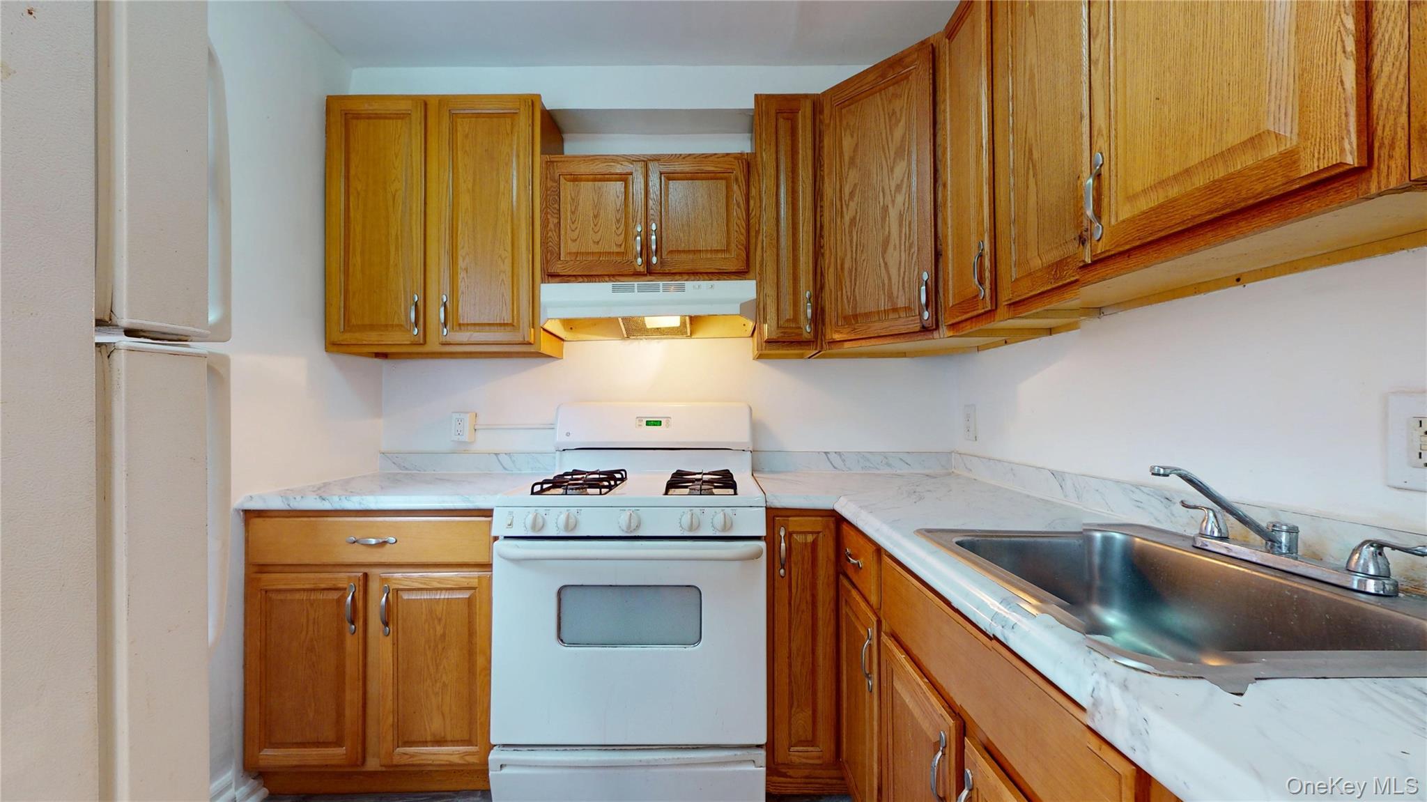 Single Family Hillside  Queens, NY 11415, MLS-918558-7