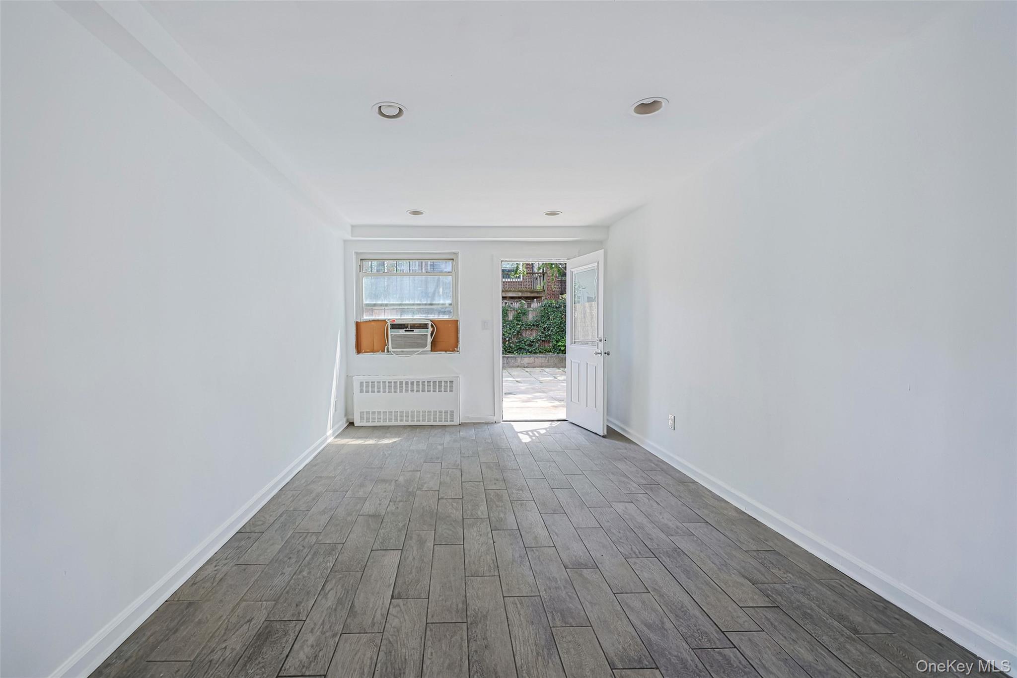 Single Family 71 Street Queens, NY 11370, MLS-918563-26