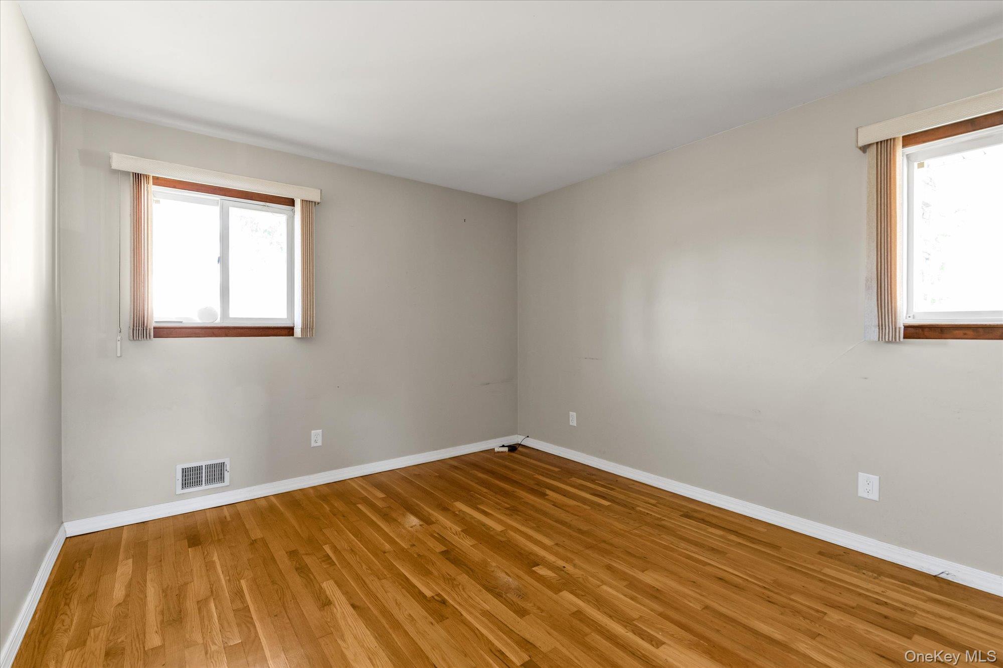 Single Family 9th  Suffolk County, NY 11729, MLS-918568-14