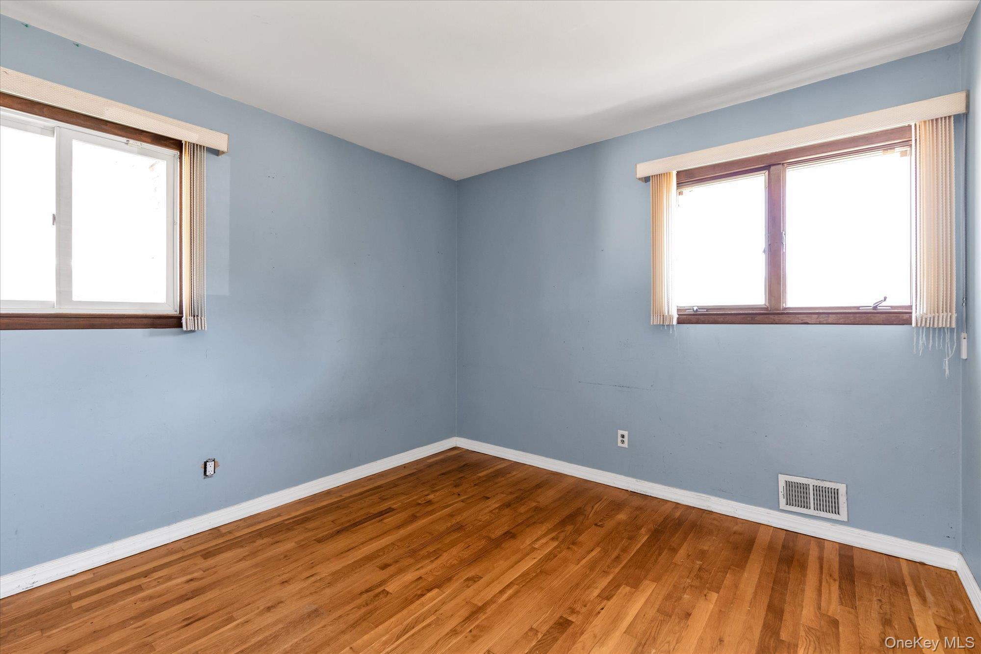 Single Family 9th  Suffolk County, NY 11729, MLS-918568-15