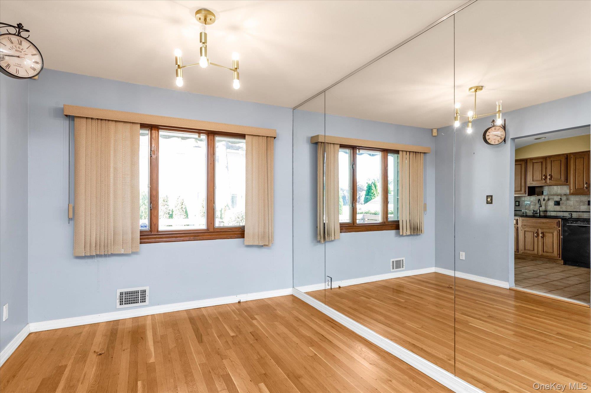 Single Family 9th  Suffolk County, NY 11729, MLS-918568-8