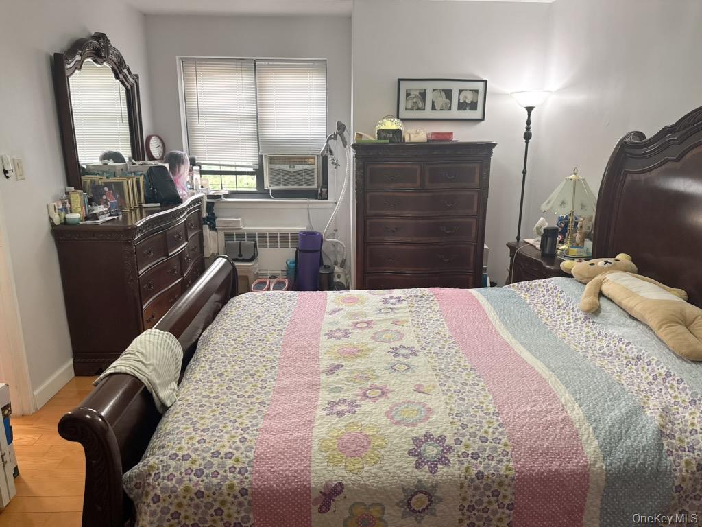 Coop 31  Queens, NY 11354, MLS-918576-10