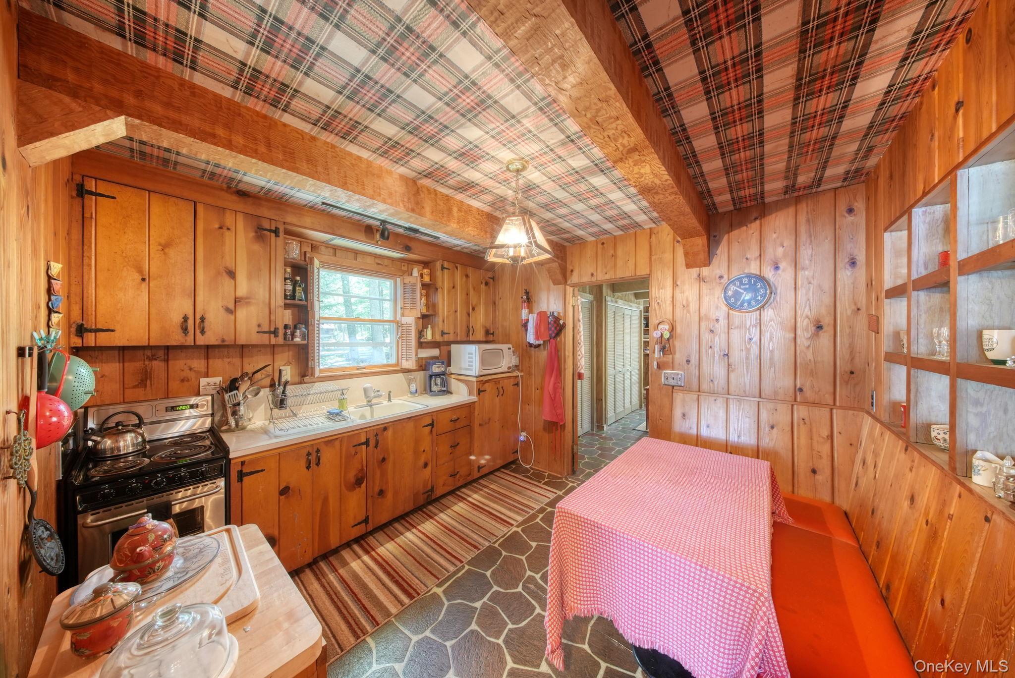 Single Family Shore Shore Sullivan County, NY 12790, MLS-918587-11