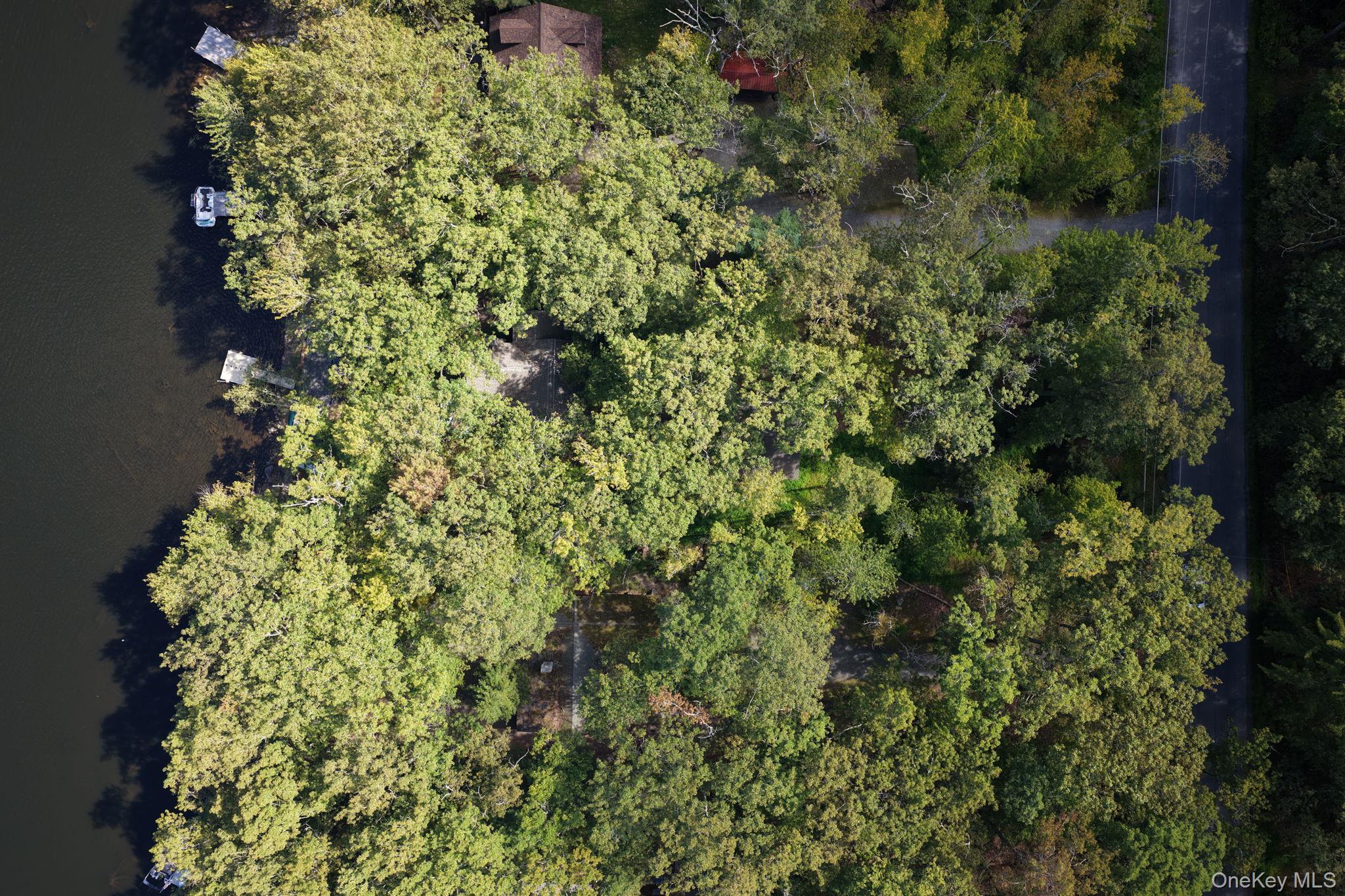 Single Family Shore Shore  Sullivan County, NY 12790, MLS-918587-37