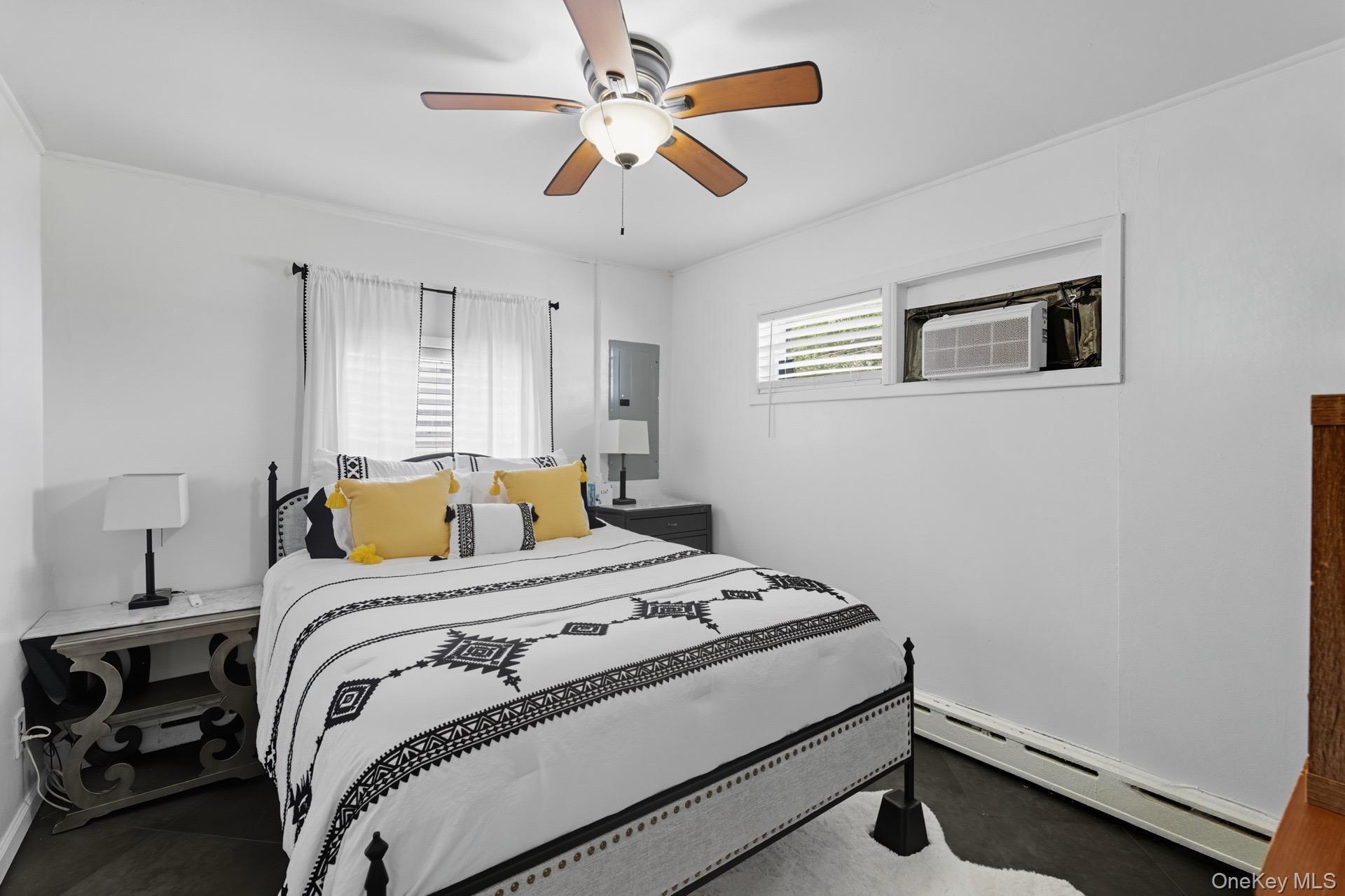 Single Family Trafalgar Suffolk County, NY 11967, MLS-918590-15