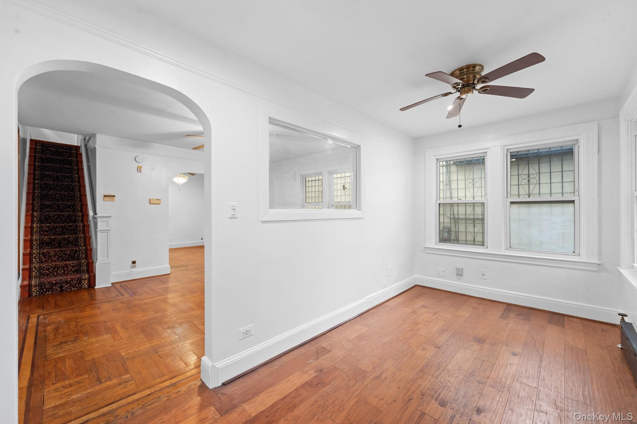 Single Family Boyd  Bronx, NY 10466, MLS-918595-8