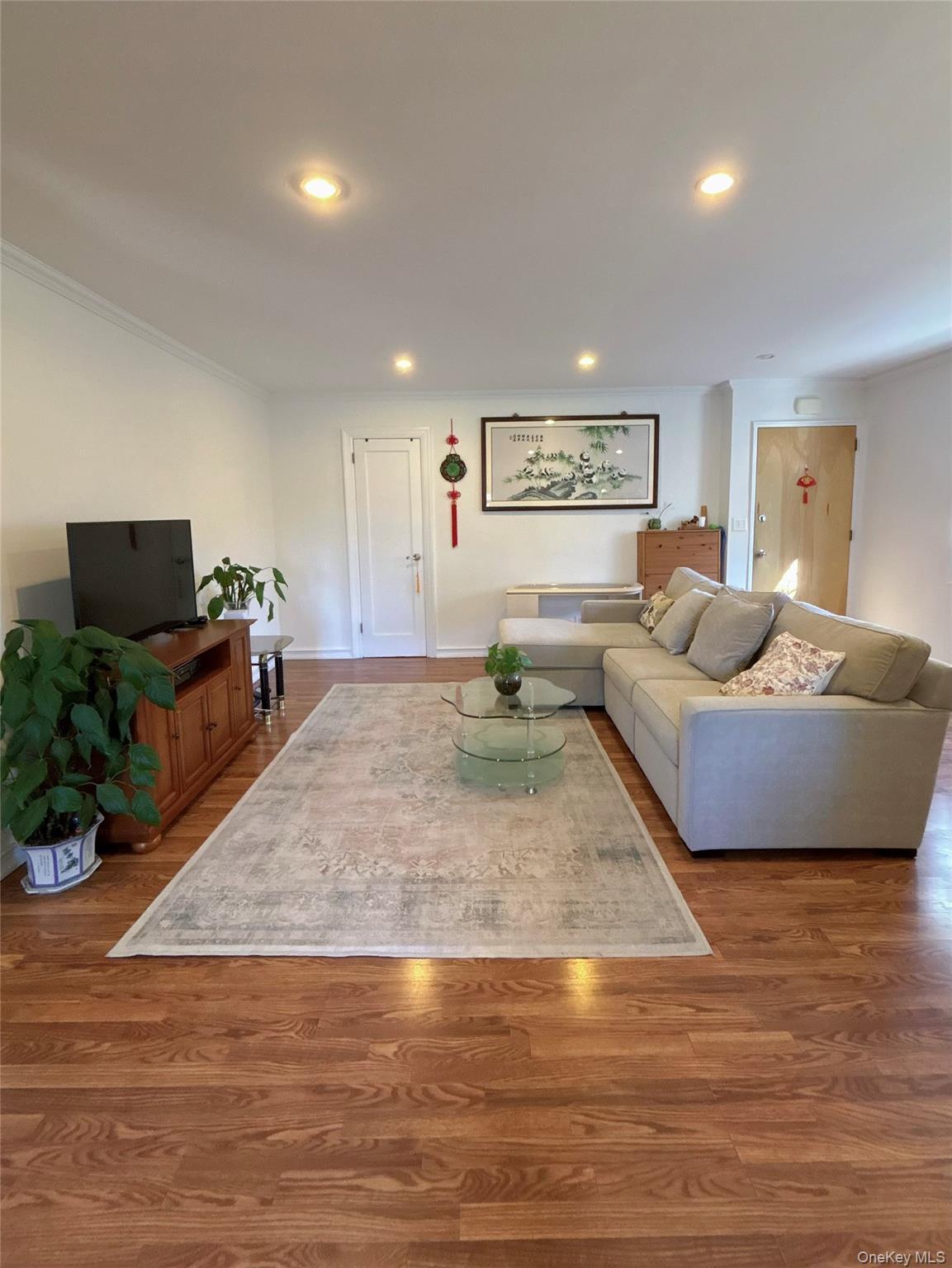 Coop 61st  Queens, NY 11362, MLS-918597-5